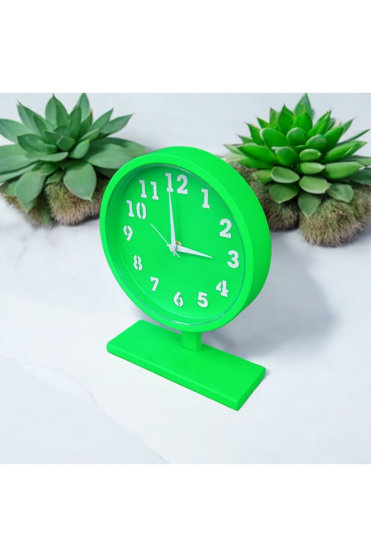 Bahat Floresan Yeşil Ahşap Ayaklı Ofis Salon Masa Saati 22*30 CM
