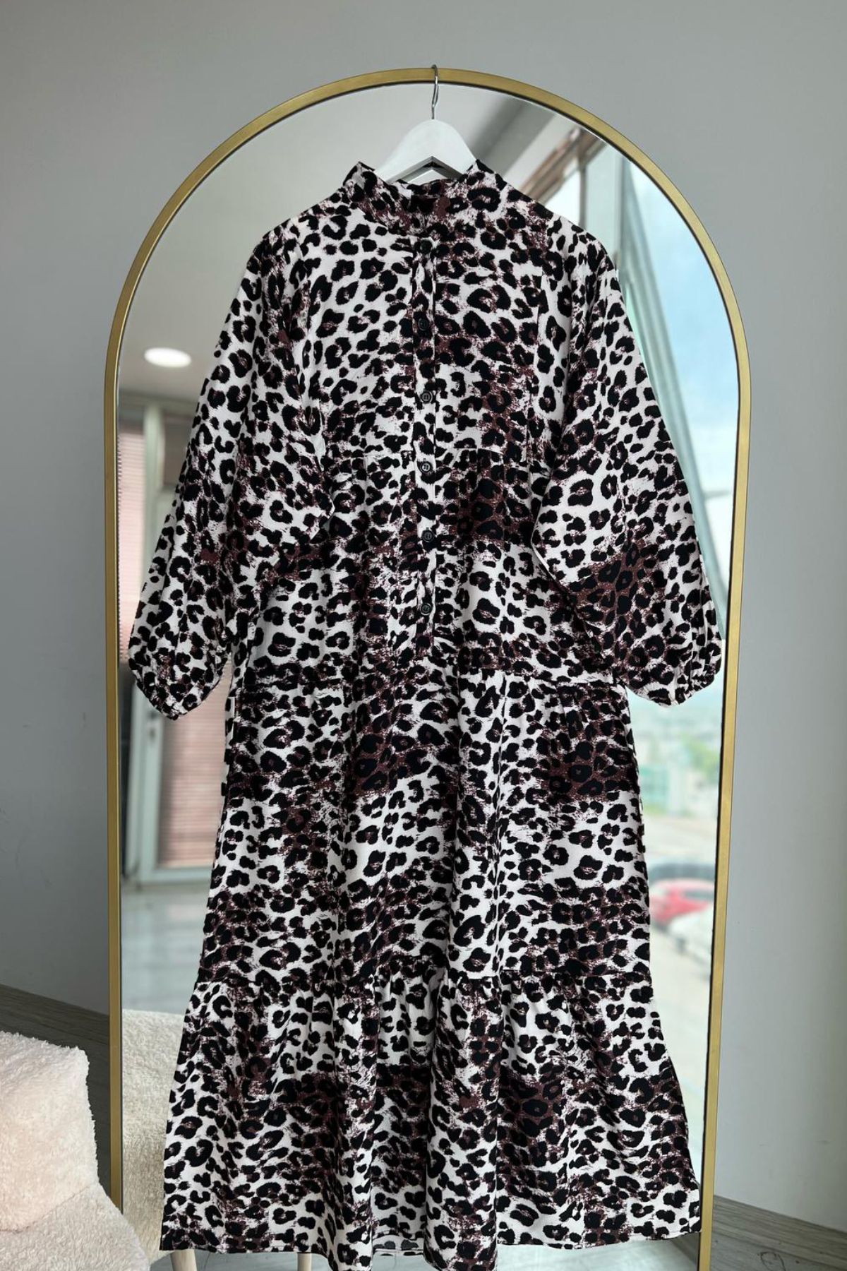 Kirazca Butik Kadın Leopar Desenli Kuşaklı Viskon Tesettür Elbise