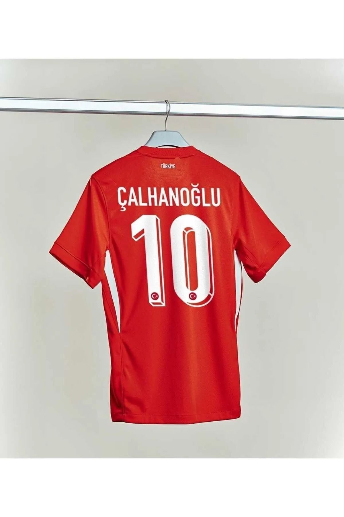 feriköy EURO 2024 TÜRKİYE HAKAN ÇALHANOĞLU YETİŞKİN FORMASI (RED)