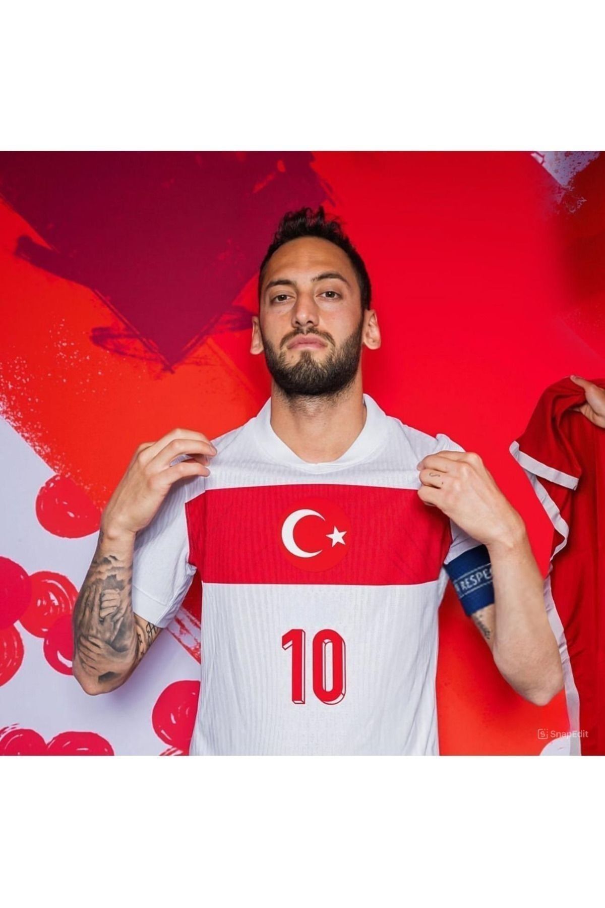 feriköy EURO 2024 TÜRKİYE HAKAN ÇALHANOĞLU YETİŞKİN FORMASI (WHİTE )