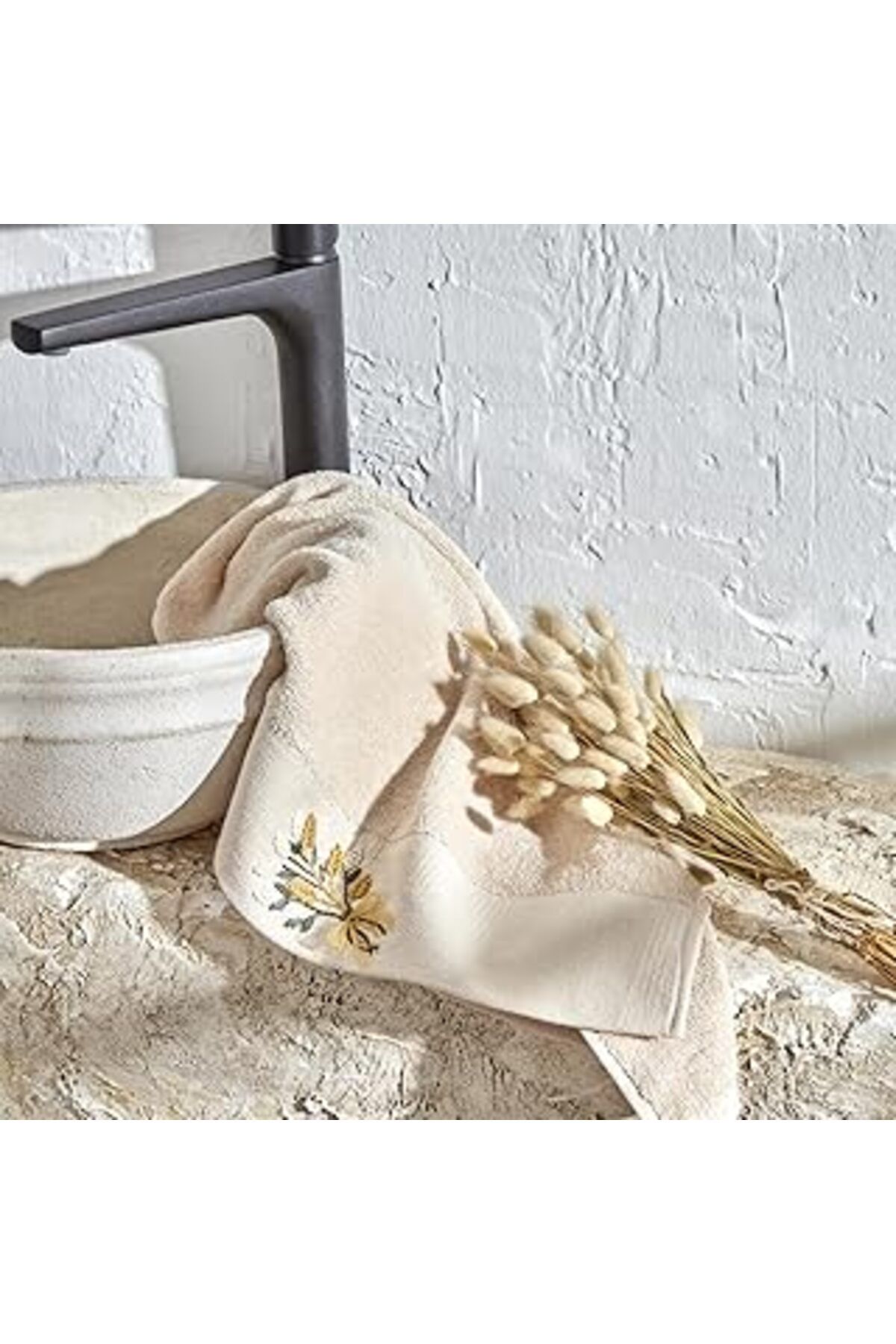 NZM TİCARET Home Comfort Touch Nakışlı%100 Pamuk Havlu Bej 30x50 Cm