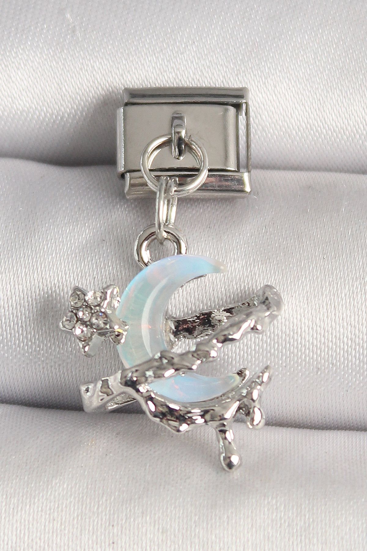 MAYAS 316L Çelik Gümüş Renk Mavi Mineli Hilal Model Nomination Charm