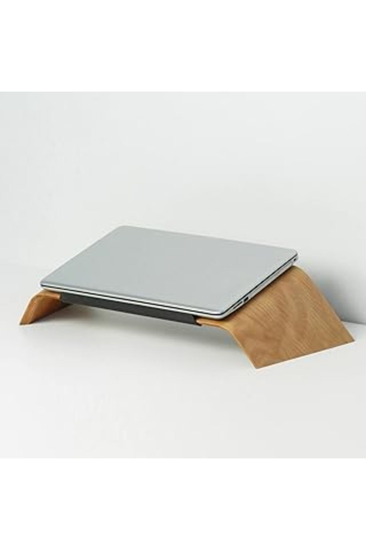 Pazarcan Fagus Wood Laptop Standı | Macbook Yükseltici | Laptop Yükseltici | Laptop Tutucu