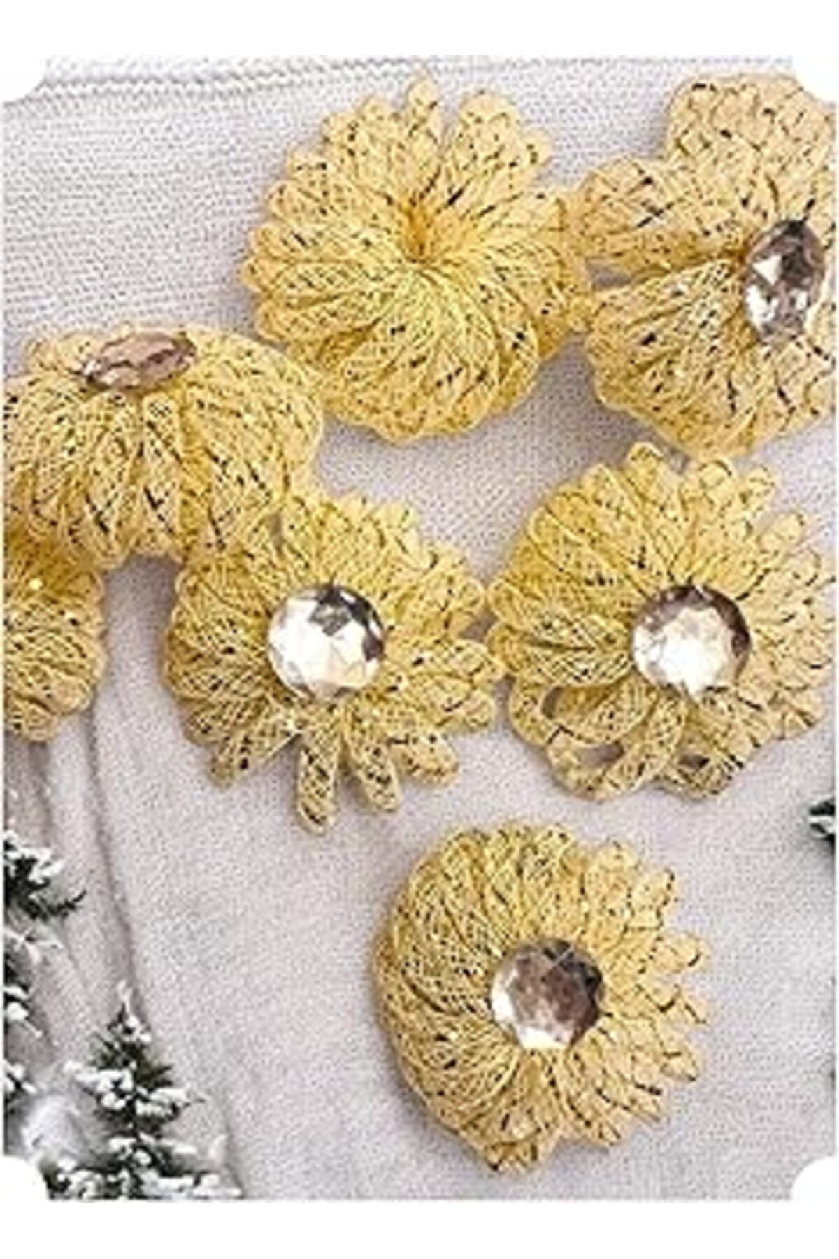 Mu Art Flower Shaped Decorative Ornaments, Set Of 4 (Bej)