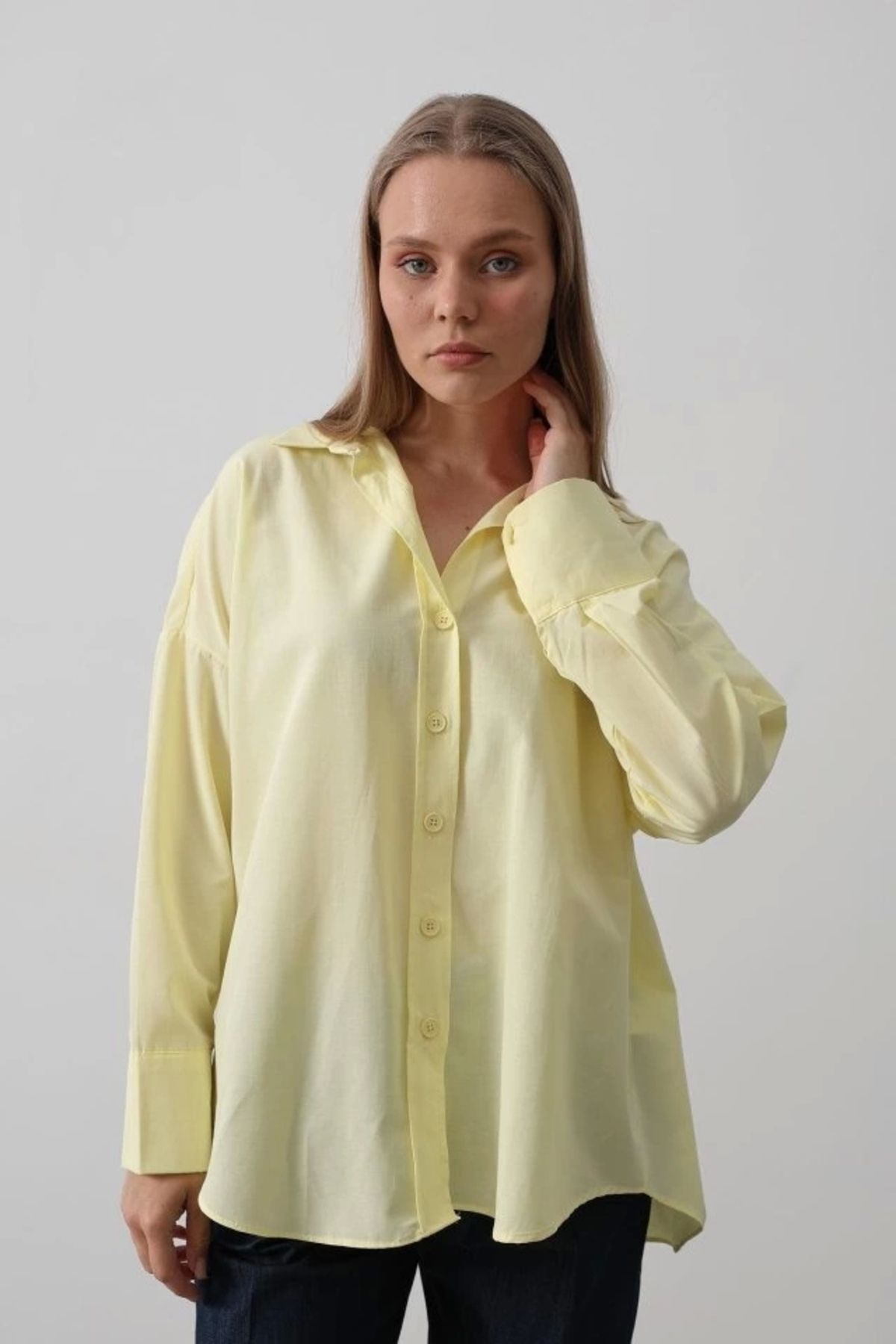 Butik Geniş Manşet Detaylı Gömlek - Sarı