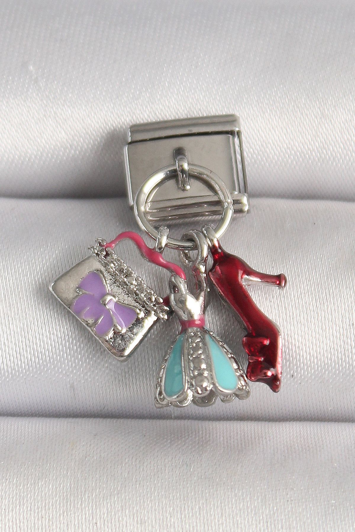 callerrons accessories Gümüş Renk Çanta Elbise Model Nomination Charm - EBJ250501W32863