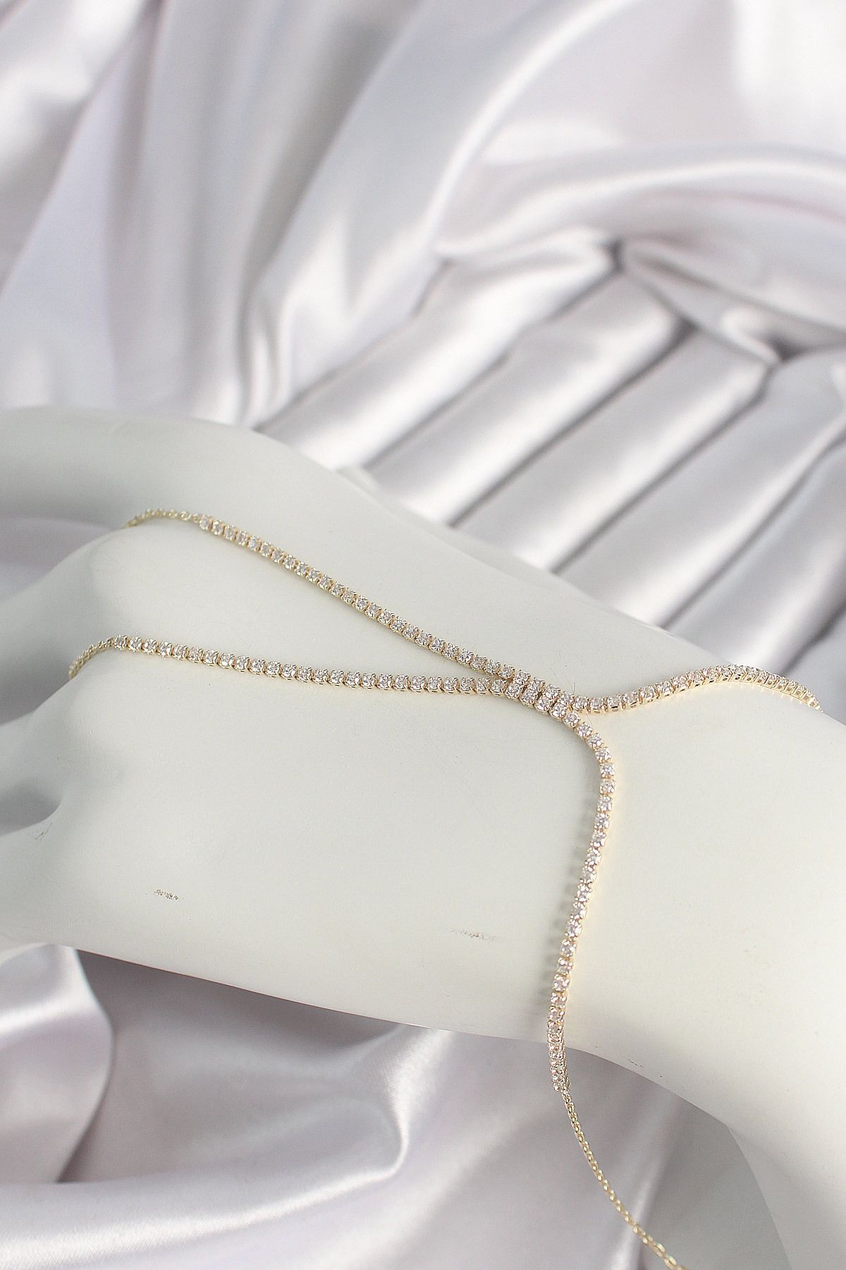 callerrons accessories Pirinç Gold Renk Zirkon Taşlı Su Yolu Zirkon Taşlı Kadın Şahmeran - EBJ250412W32652