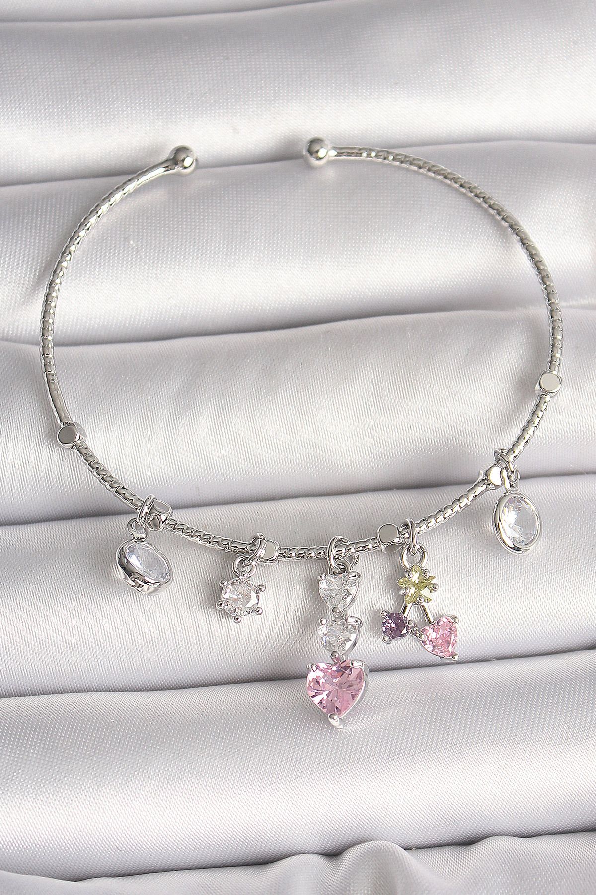 callerrons accessories Pirinç Gümüş Renk Sallantı Zirkon Taşlı Kalp Figür Charm Kadın Bileklik - EBJ250501W32832
