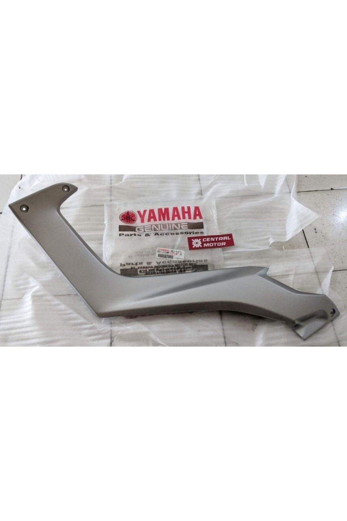 Yamaha NMAX DEPO YAN KAPAK SOL KOYU GRİ (2015-2020)