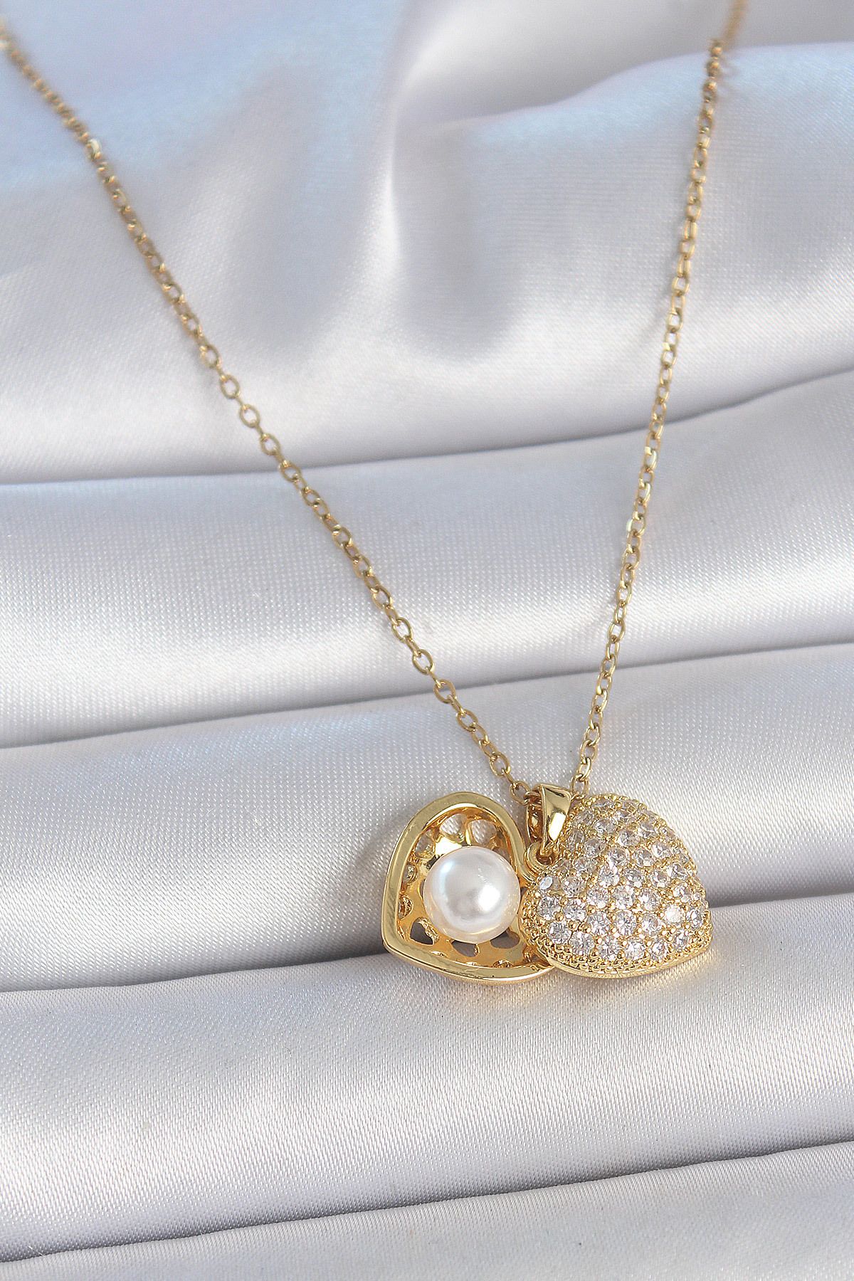 callerrons accessories Gold Renk Zincir Zirkon Taşlı Açılır İncili Kalp Model Kadın Kolye - EBJ250501W33569
