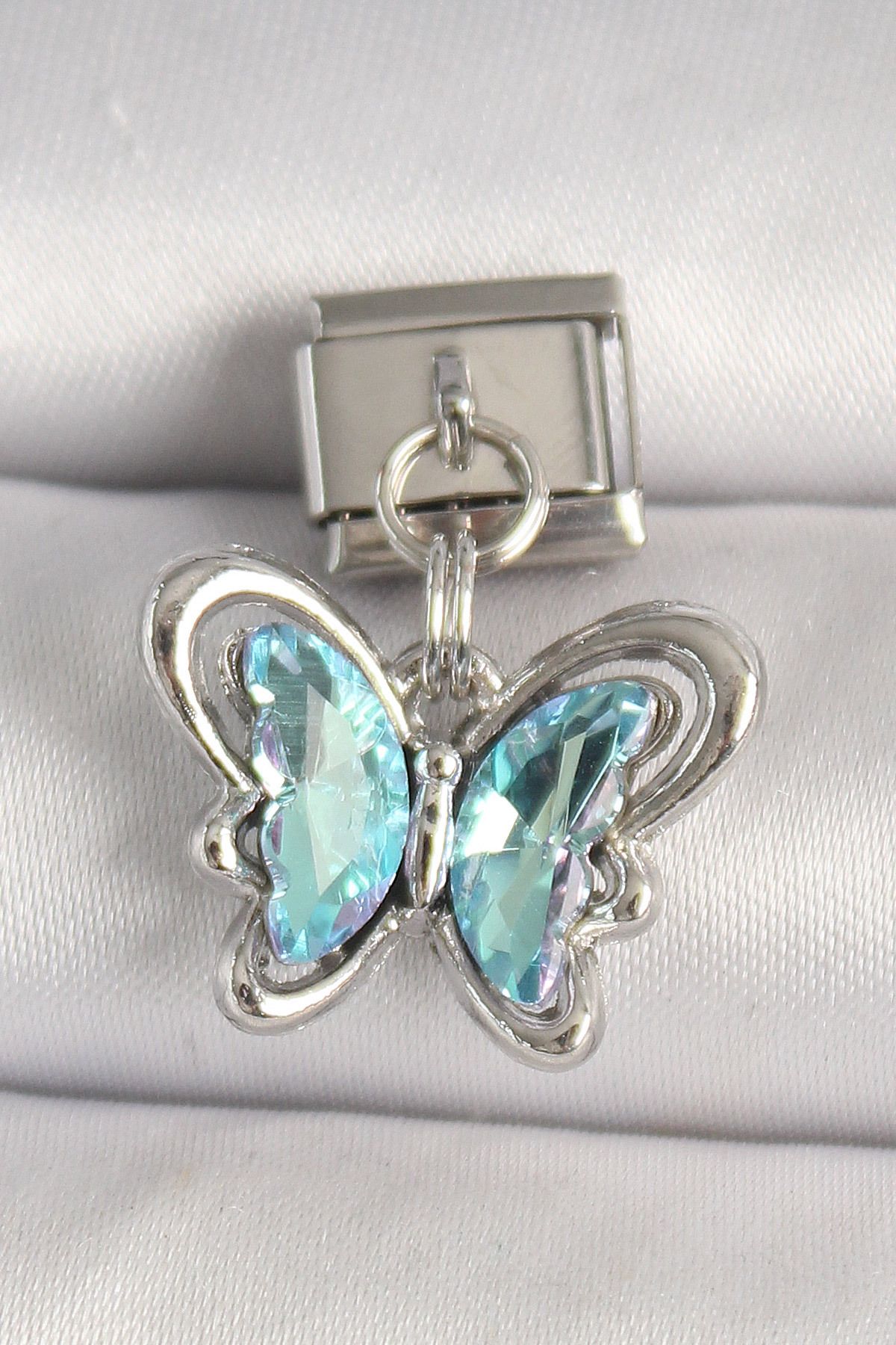 callerrons accessories Gümüş Renk Turkuaz Zirkon Taşlı Kelebek Model Nomination Charm - EBJ250501W32959