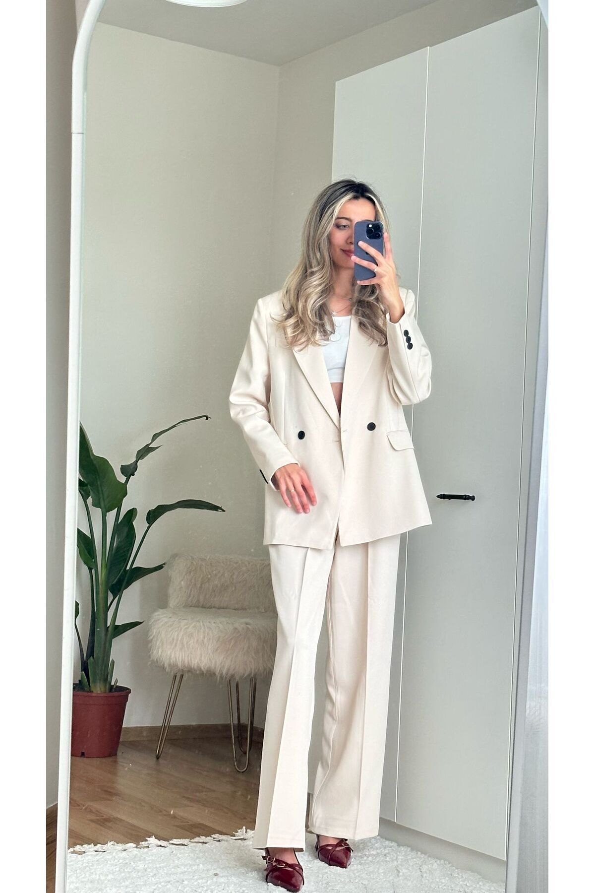 MODA Kadın İkili Blazer Ceket Pantolon Takım Aksesuar ve Düğme Detaylı Bol Paça