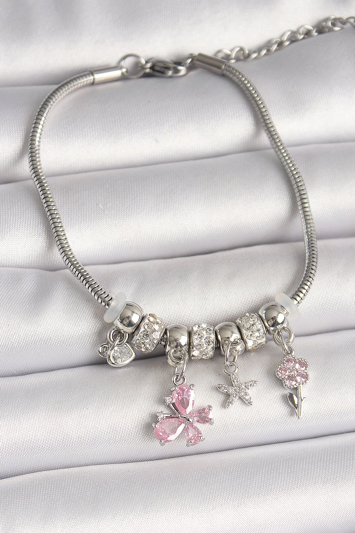 callerrons accessories Pirinç Gümüş Renk Sallantı Pembe Zirkon Taşlı Kelebek Figür Çiçek Detay Charm Kadın Bileklik - EBJ25
