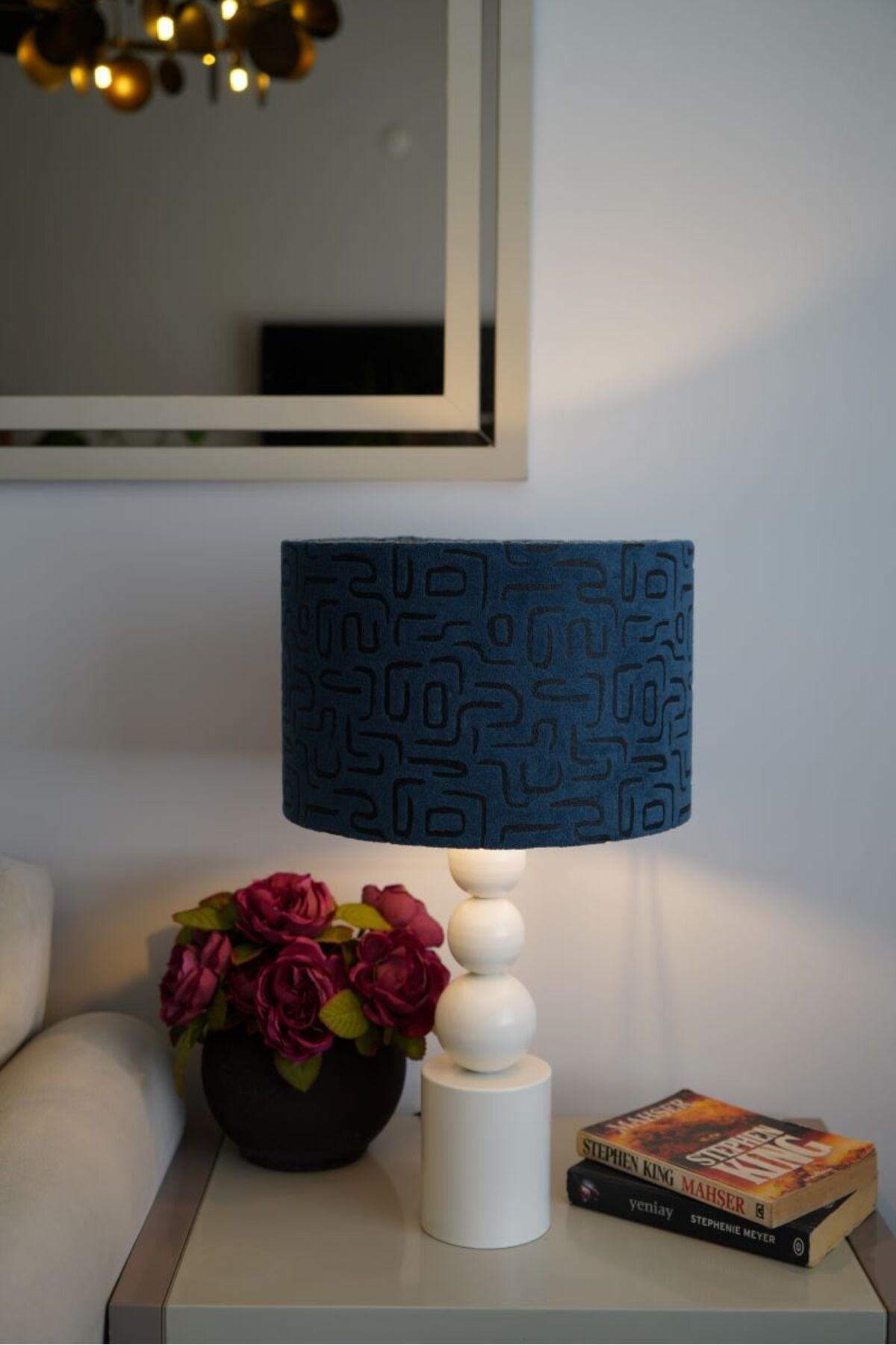 retro home design Özel Krem Ayaklı Kadife Kumaş Silindir Labirent Desenli Dekoratif Abajur Yatak Odası Salon