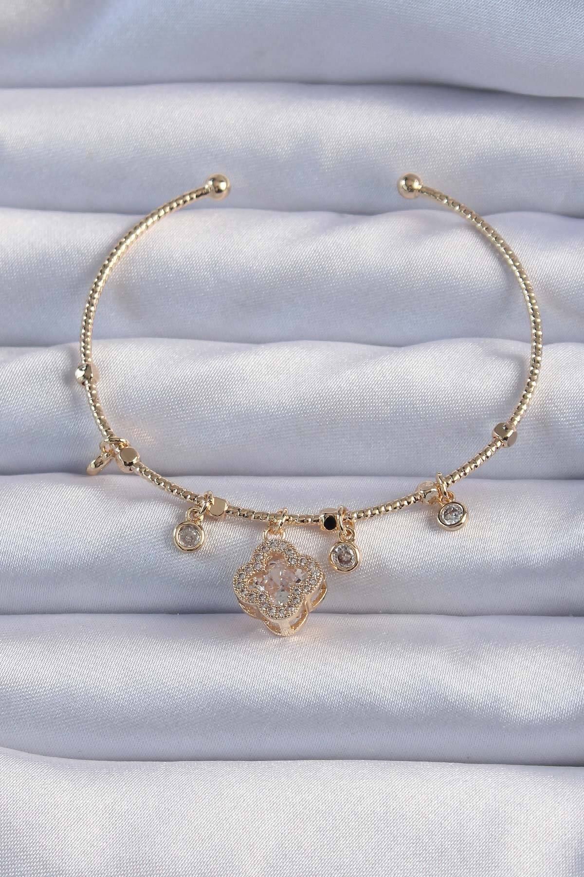 HobiDünyasıElif Pirinç Altın Renk Zirkon Taşlı Yonca Model Charm Bileklik - Lisinya