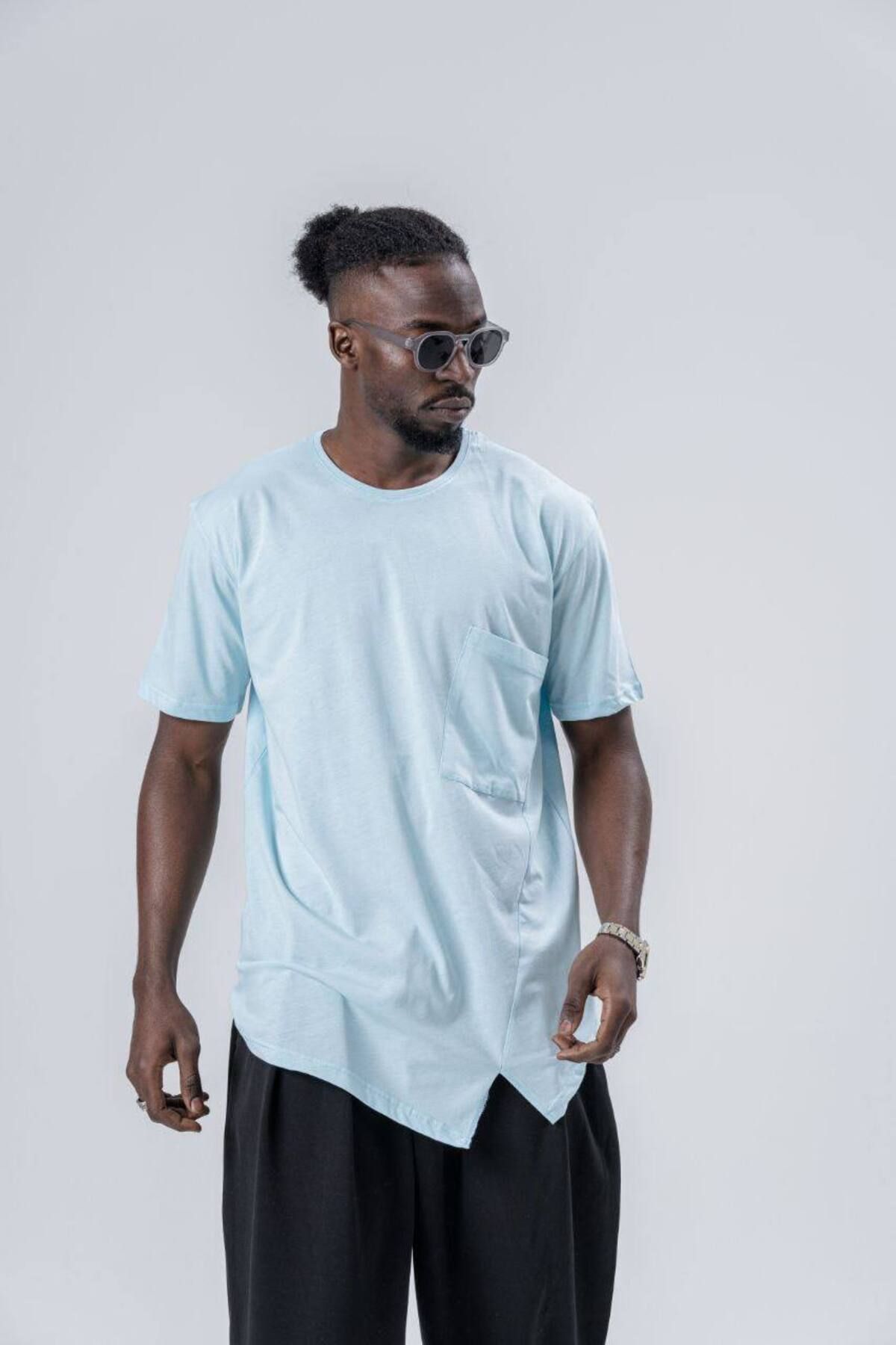 SUPERBLUE Bisiklet Yaka Asimetrik V Kesim Cepli Erkek T-Shirt