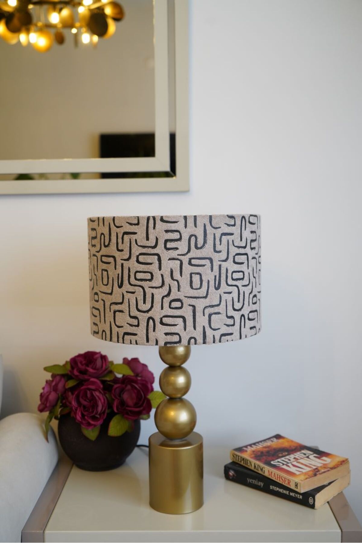 retro home design Özel Eskitme Ayaklı Kadife Kumaş Silindir Labirent Desenli Dekoratif Abajur Yatak Odası Salon