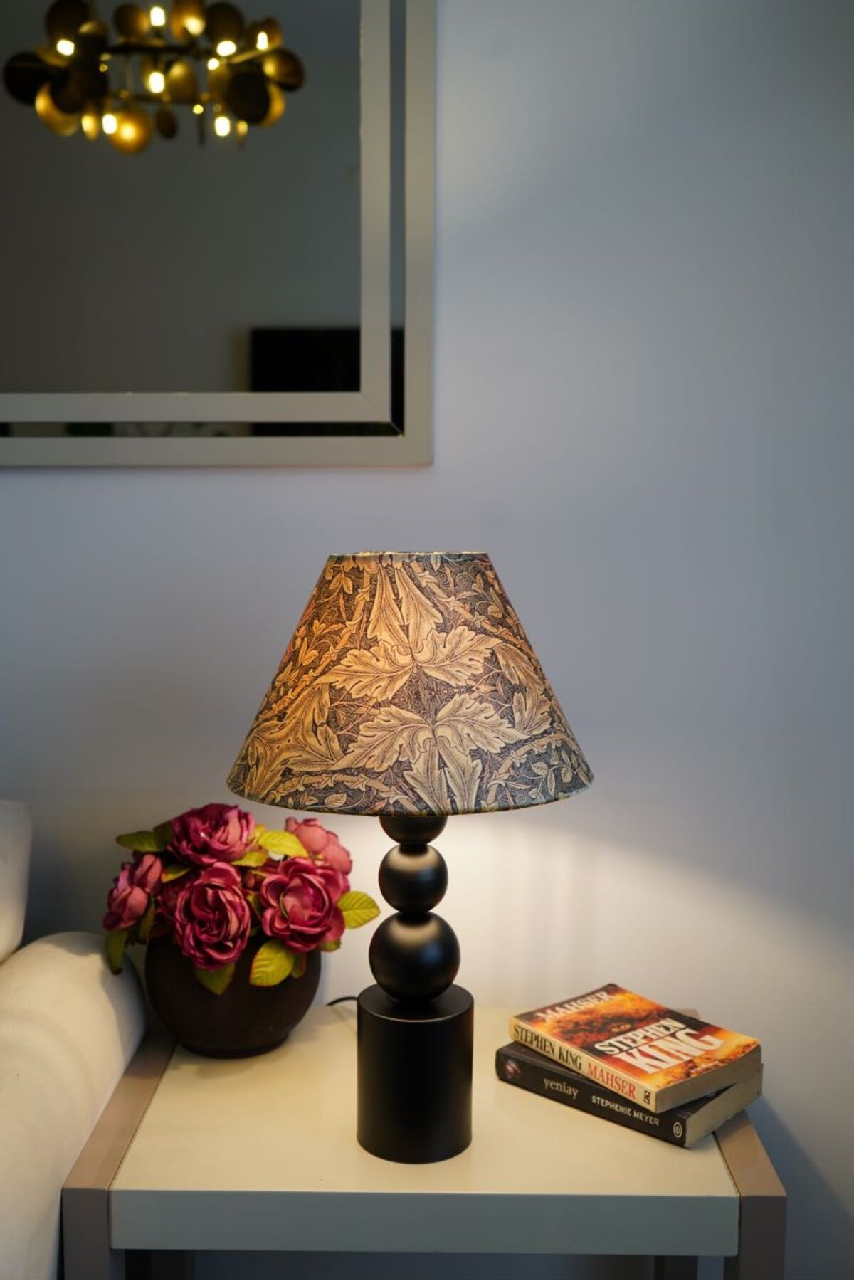 retro home design Özel Siyah Ayaklı Kadife Kumaş Konik Çiçek Desenli Dekoratif Abajur Yatak Odası Salon