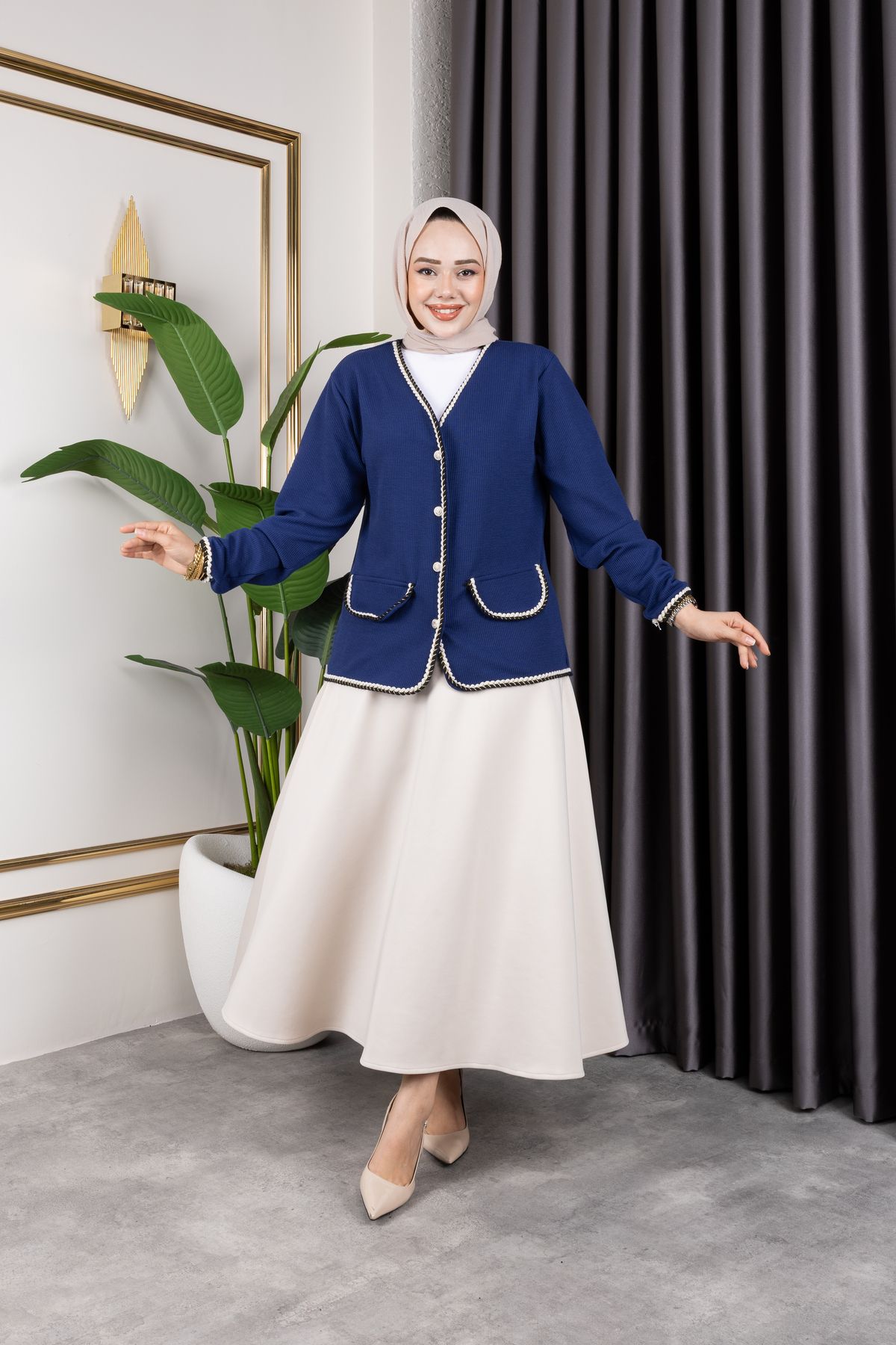 HİRA LİFE FASHİON Kadın Önü Cep Detaylı Düğmeli Ve Burgu Hırka