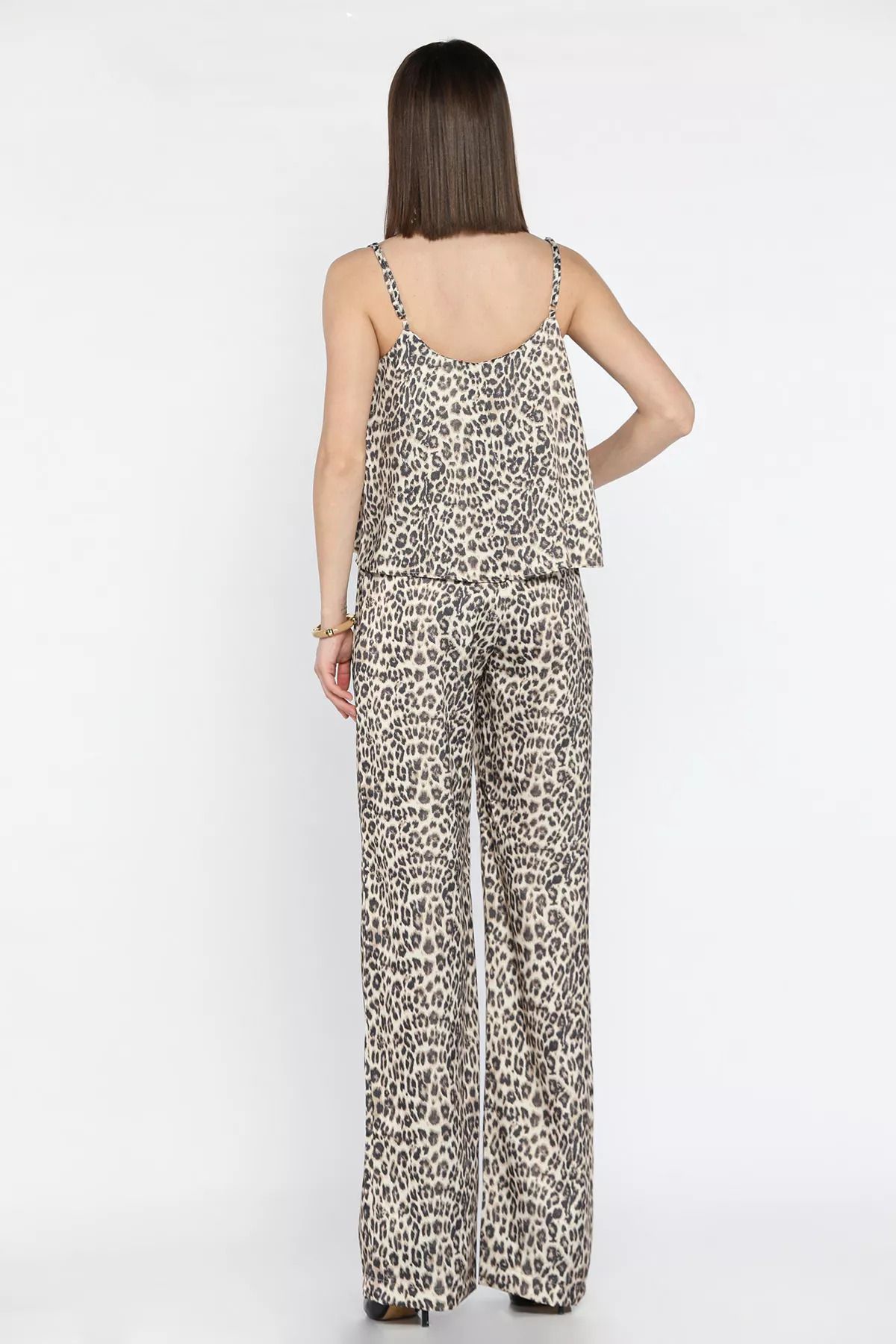 GÜLSELİ-Leopard Pattern Leopard Pattern Rope Strap Satin Blouse Trousers Double Set 3