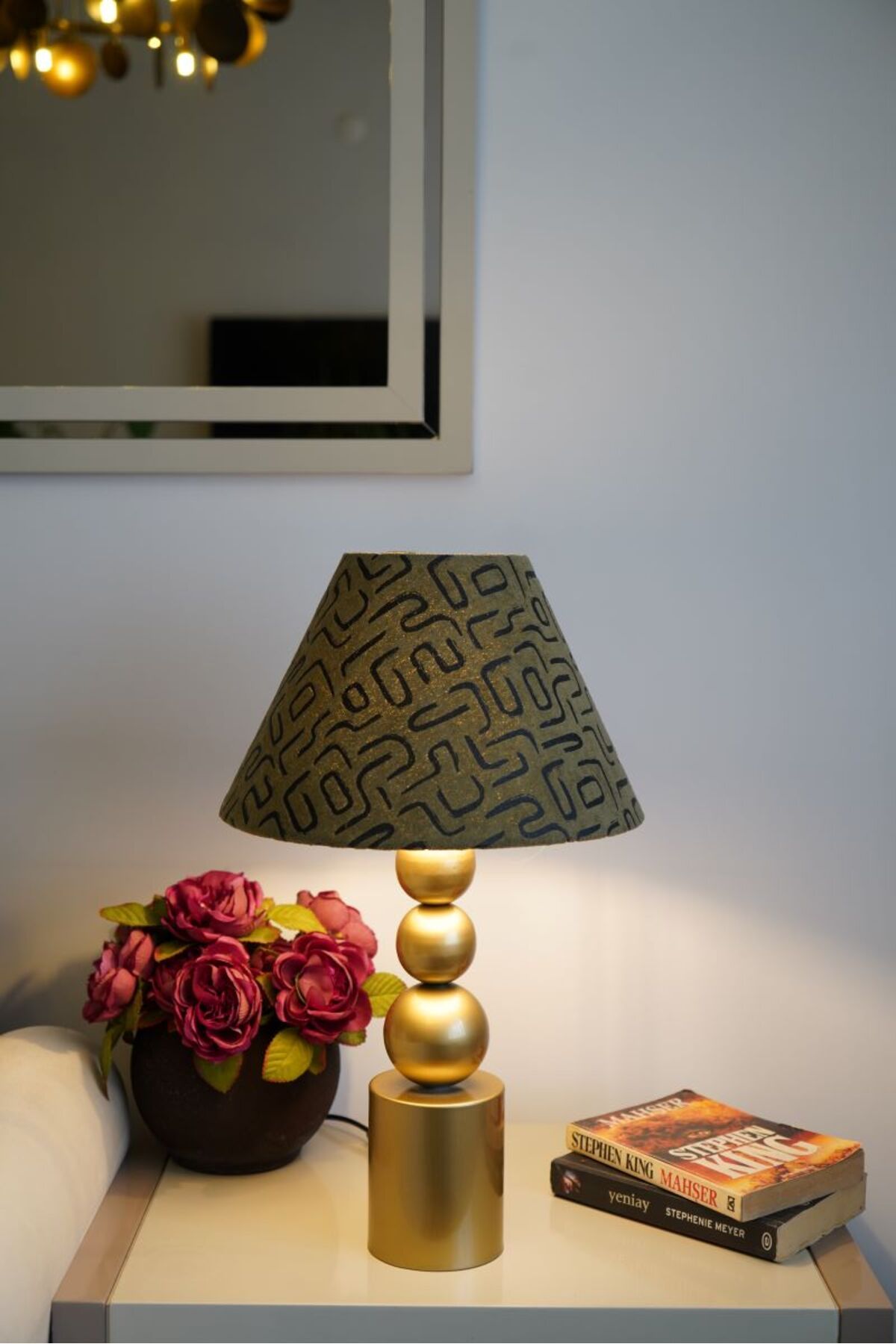 retro home design Özel Eskitme Ayaklı Kadife Kumaş Konik Labirent Desenli Dekoratif Abajur Yatak Odası Salon