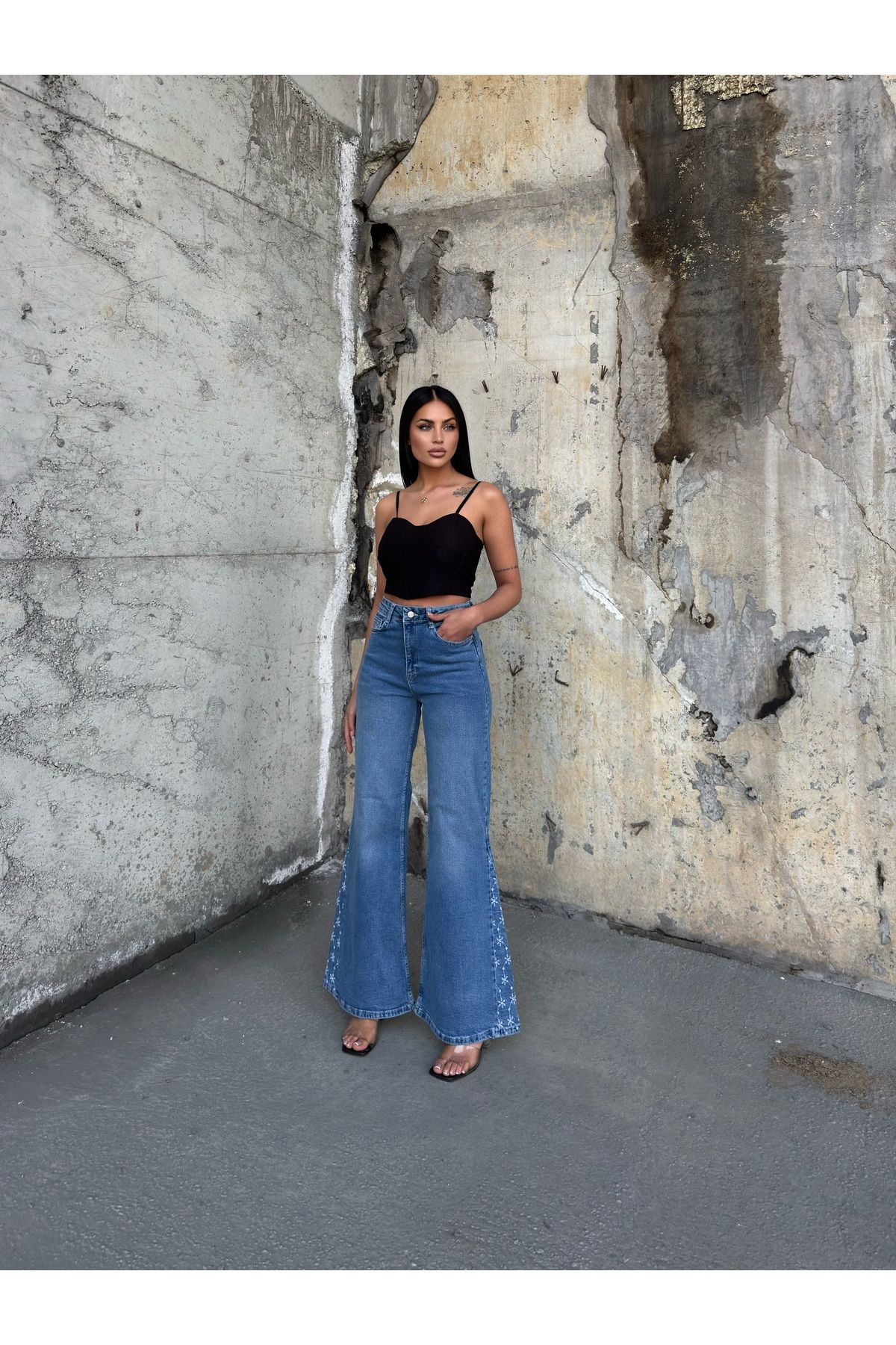 Miele Woman Kadın Mavi Yan Nakış Extra Bol Paça Likralı Wide Leg Salaş Jeans