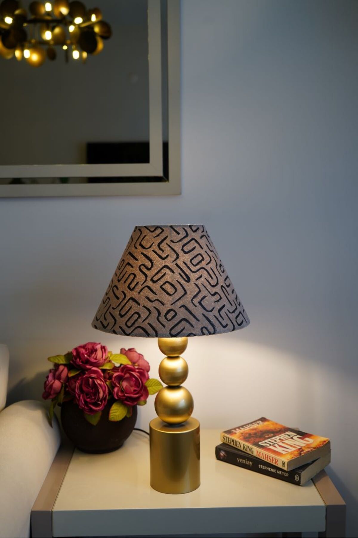 retro home design Özel Eskitme Ayaklı Kadife Kumaş Konik Labirent Desenli Dekoratif Abajur Yatak Odası Salon