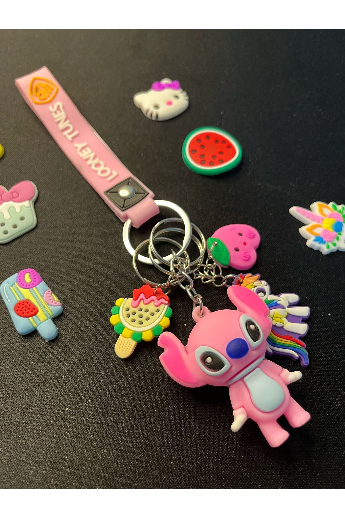 Antin Kuntin Stitch Pembe 3D Anahtarlık Charm Set 1 Adet 3D + 3 Adet Mini Anahtarlıkla Gelir