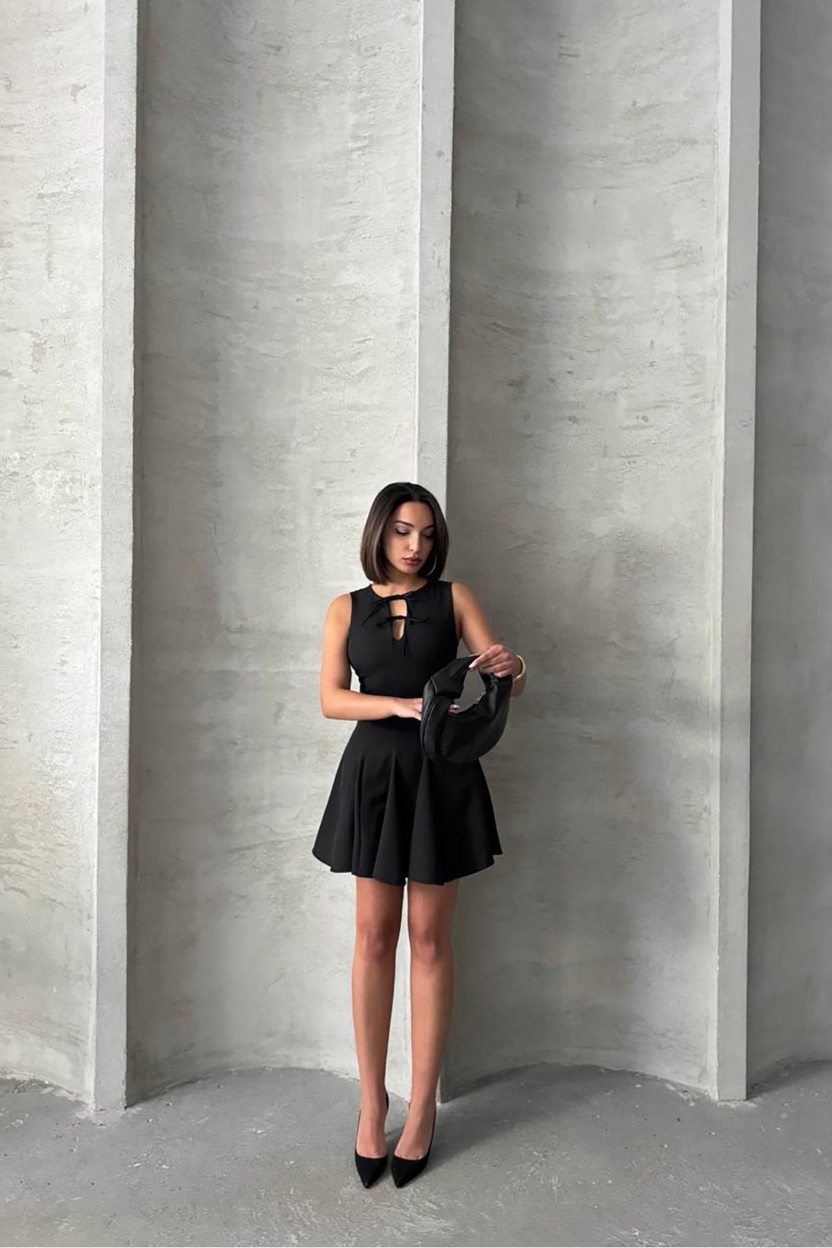XXL BUTİK XXL Butik kadın sıfır kol astarsız mini elbise X-NBG084