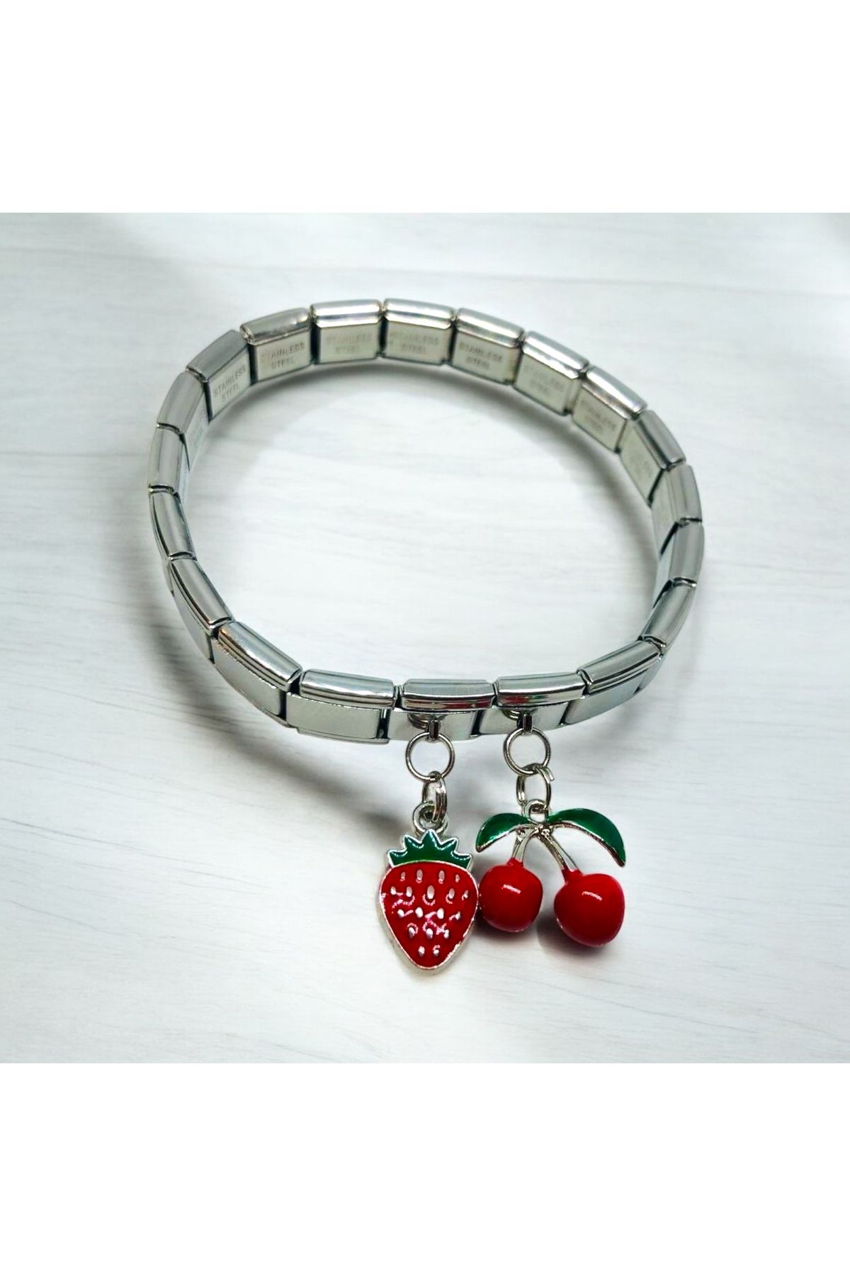 MeSin Store YAZ MEYVELERİ ÇİLEK VE KİRAZ İTALYAN CHARM İTALYAN BİLEKLİK
