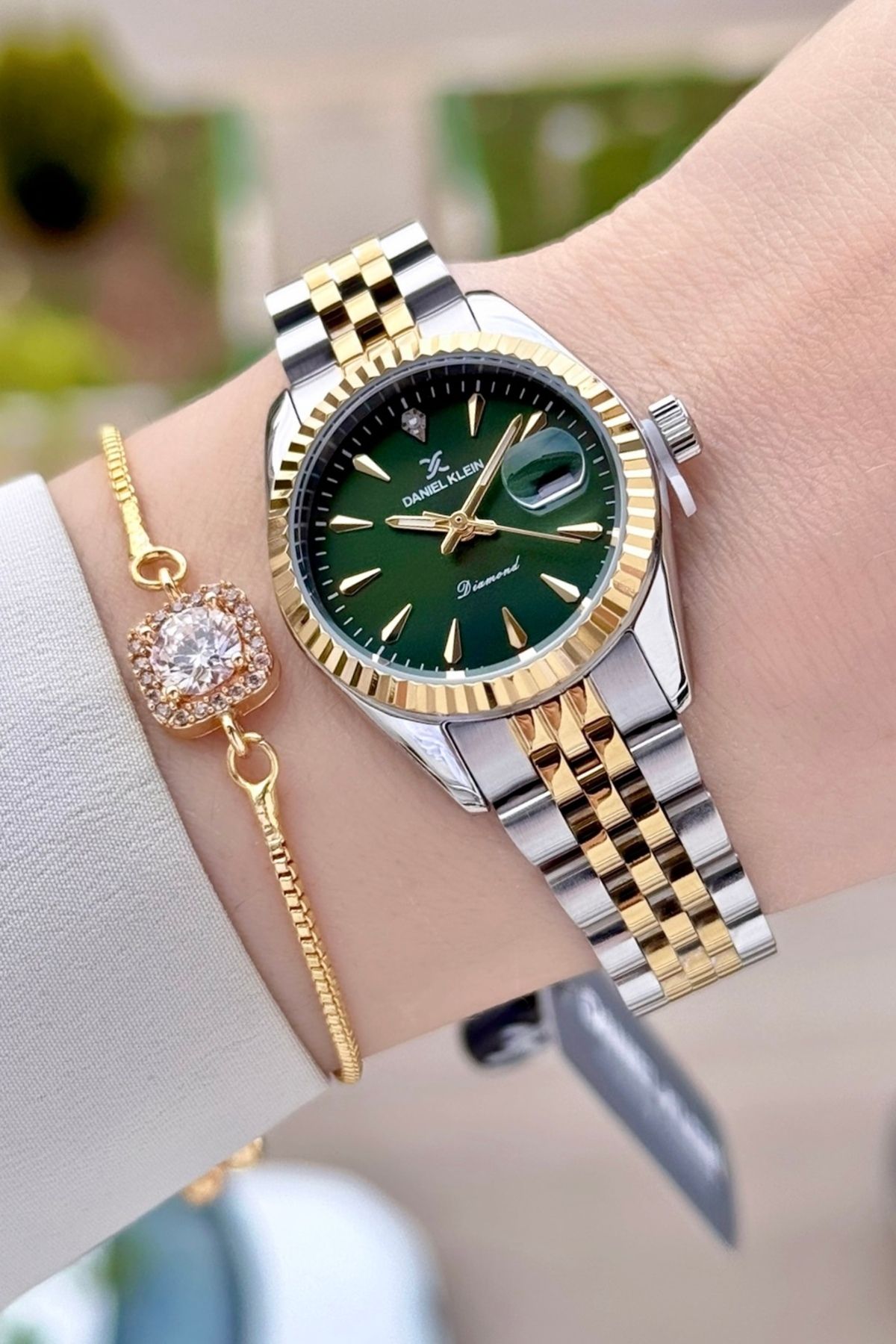 Daniel Klein Diamond Kadranı Yeşil Kordonu Gold Gümüş Renk 28 Mm Kadın Kol Saati Ve Bileklik