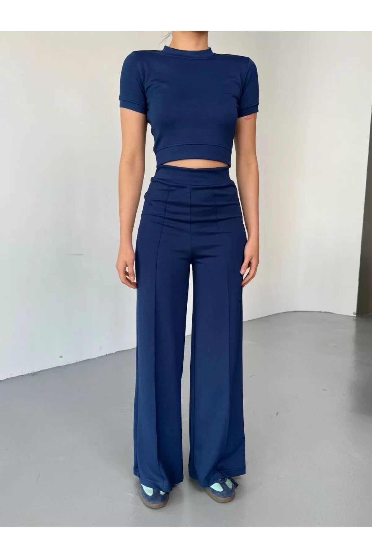 MERSSE Osy Modal Yumuşak Dokulu Kumaş Kısa Kollu Crop Rahat Pantalon ikili Takım