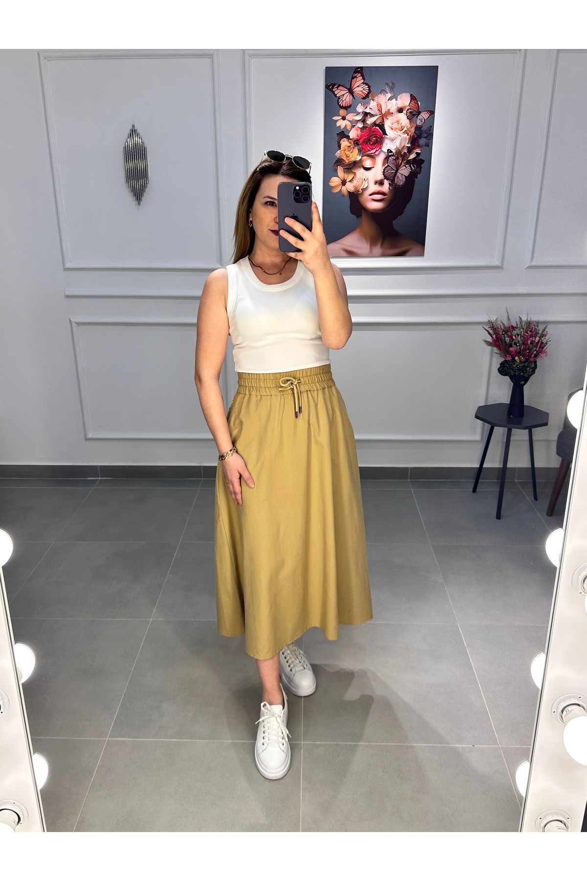 Butik Yüksek Bel Bağcıklı Bej Midi Etek
