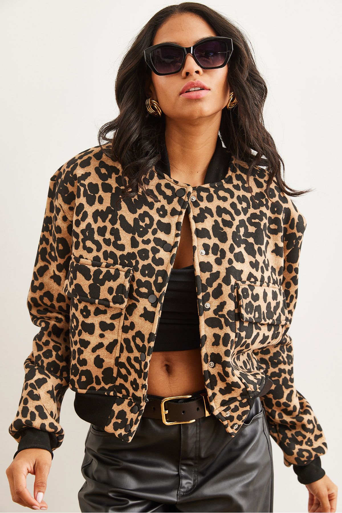 Olalook-Leopard Print Camel Crop Jacket - Pockets and Fleece, Snap Closure Ckt- 19000365 4