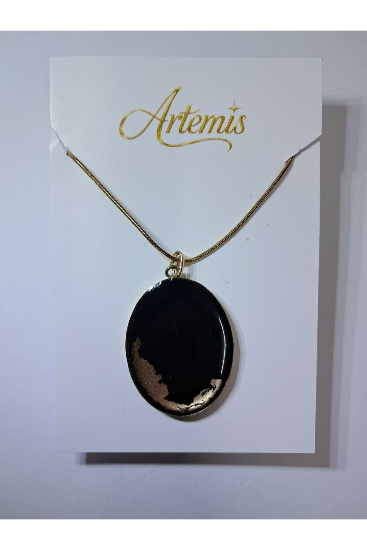 ARTEMİS Pirinç Tabanlı Oval Reçine Kolye