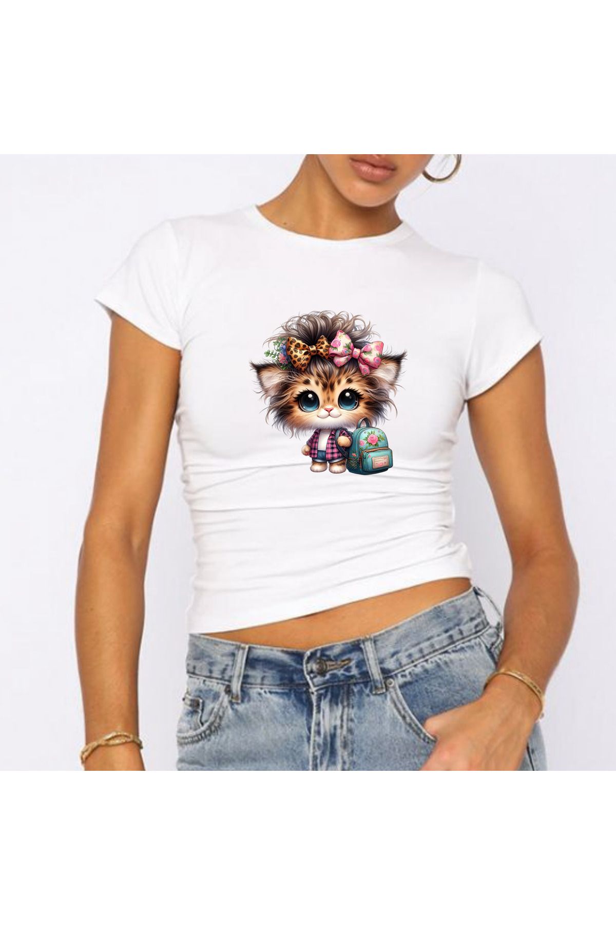 JadenJoy Leopar Fiyonklu Kedicik Figürlü Beyaz Baby Tee Crop