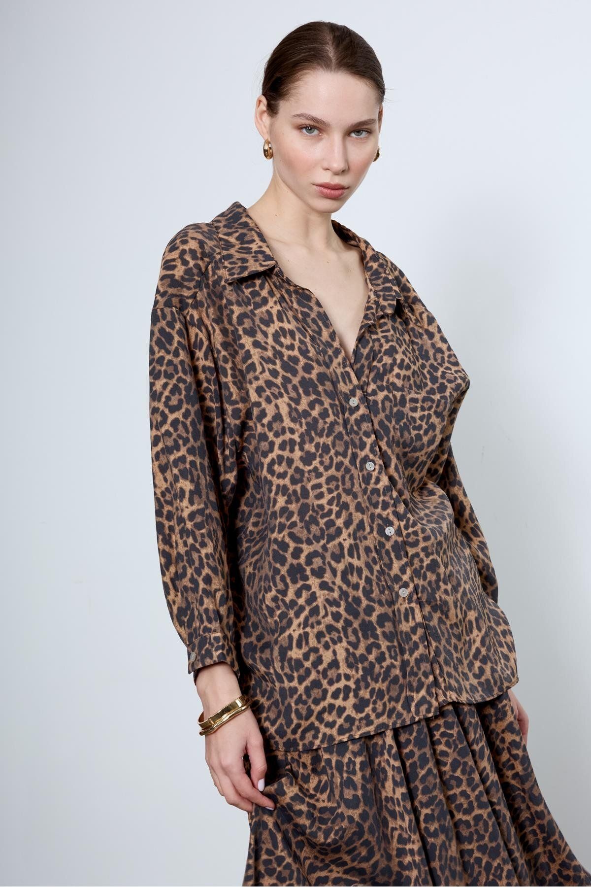NEW JOURNAL leopar desen oversize premium soft touch doku gömlek