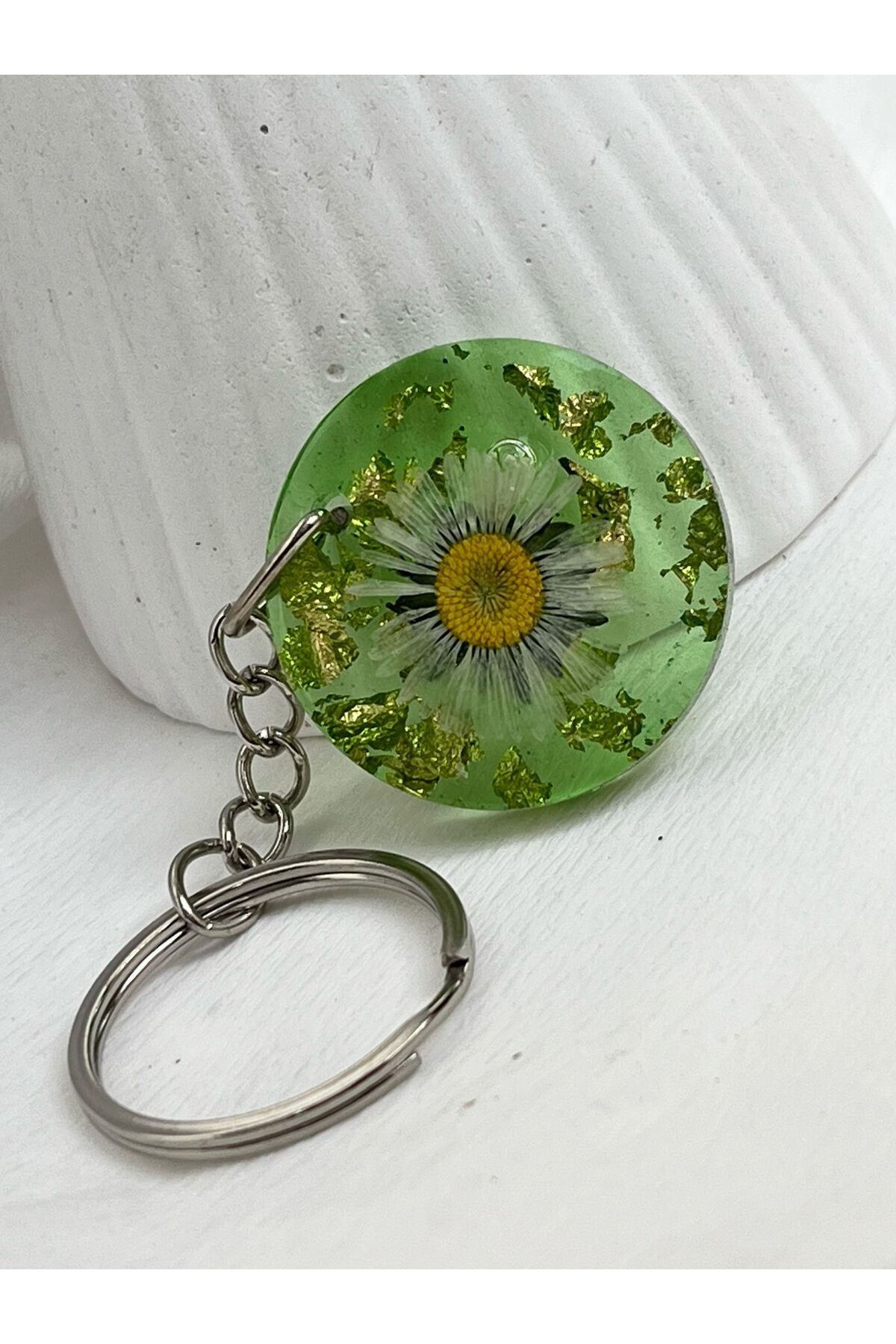 silversuaris yeşil taşlı [ kurutulmuş] papatya anahtarlık