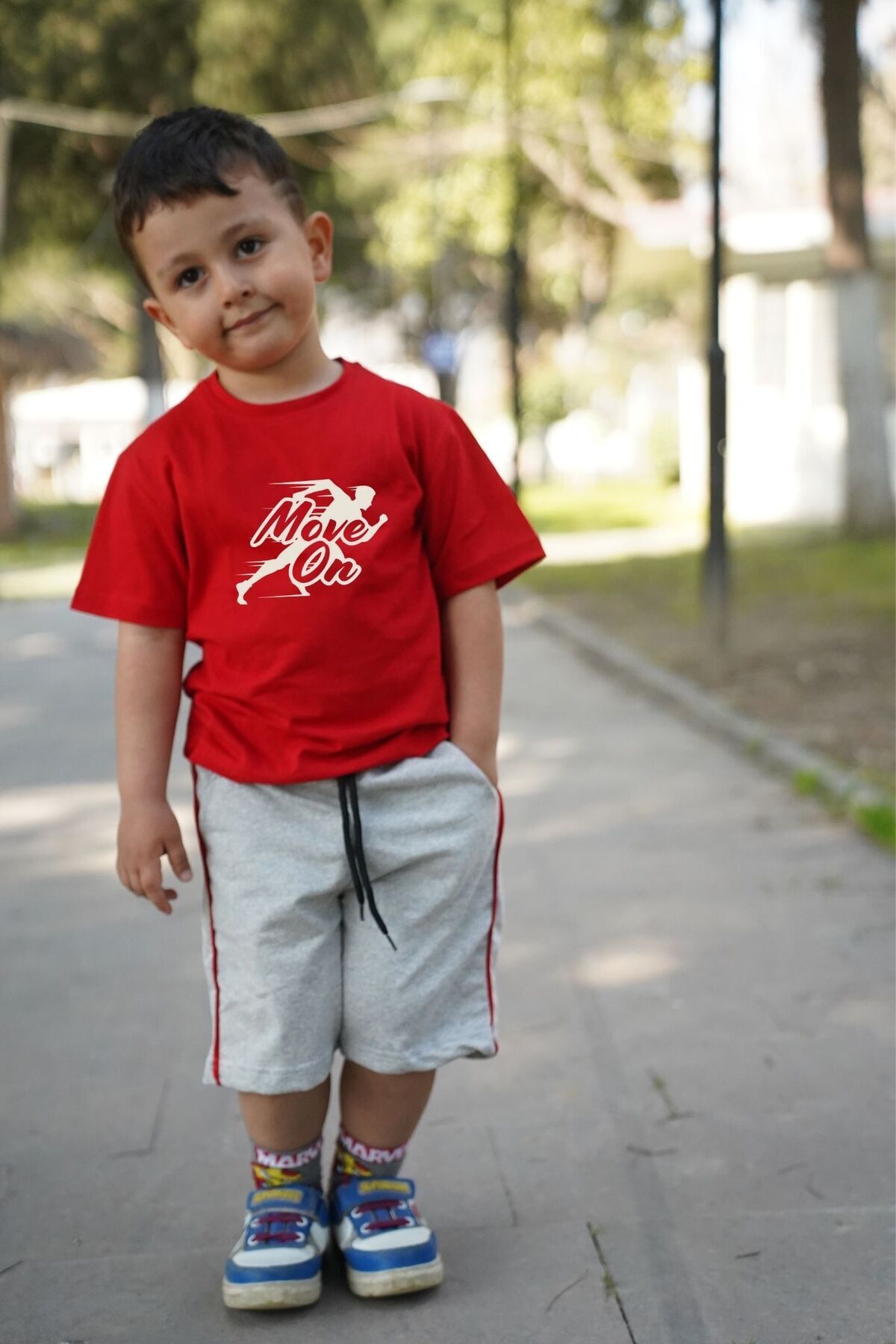 armicem-Printed Basic T-Shirt & Capri Double Set 1