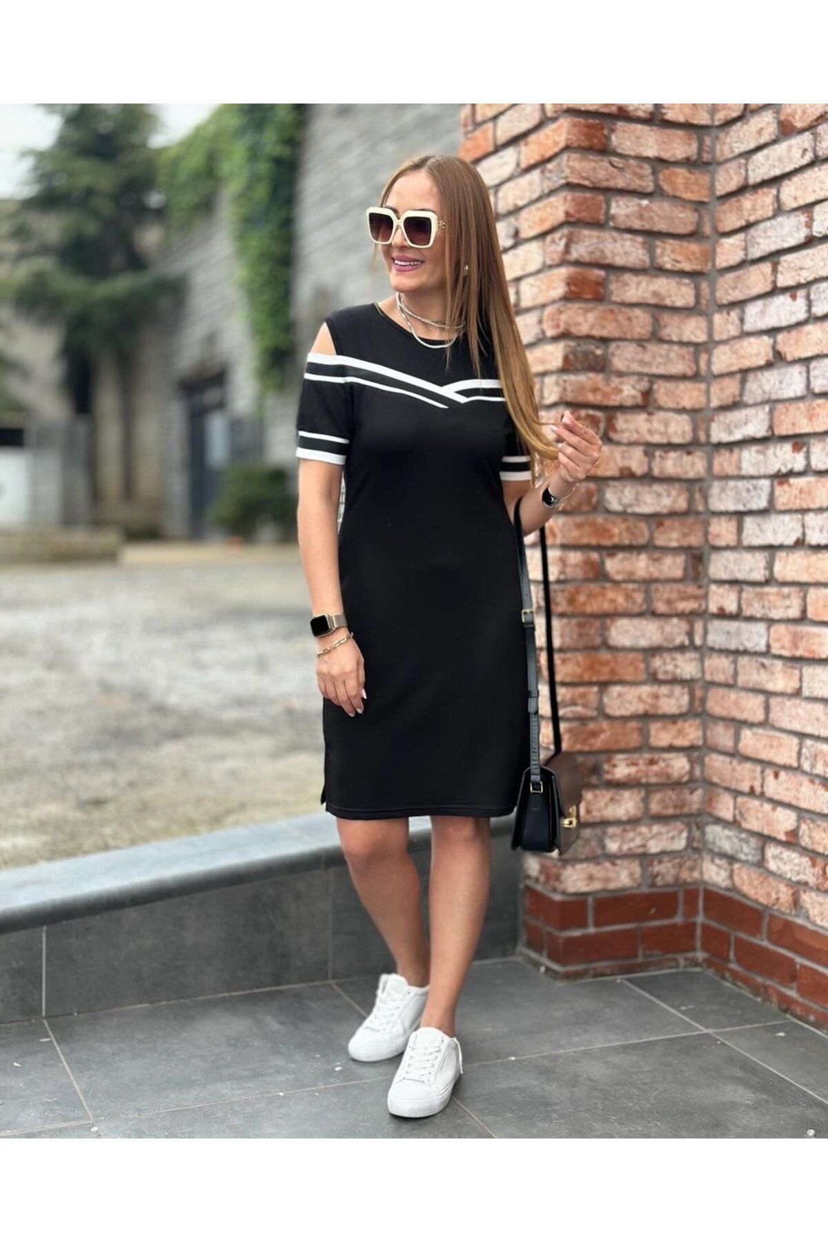 ARUZ MODA Kadın İki İplik Kumaş Kol Ve Yaka Ribana Şeritli Omuz Dekolteli Siyah Elbise