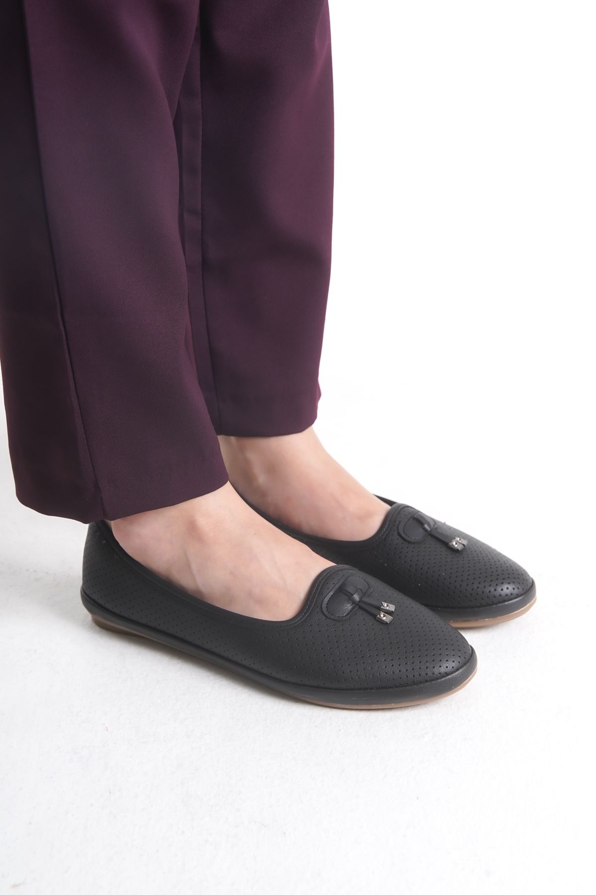VONJE 200 Siyah Comfort Casual Kadın Babet
