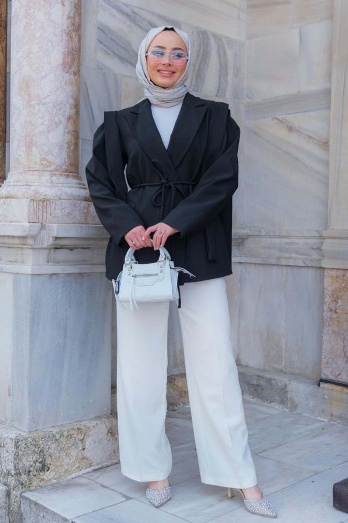 EMİRA LİFE Kadın Oversize Blazer Ceket Kuşaklı Omuz Detaylı