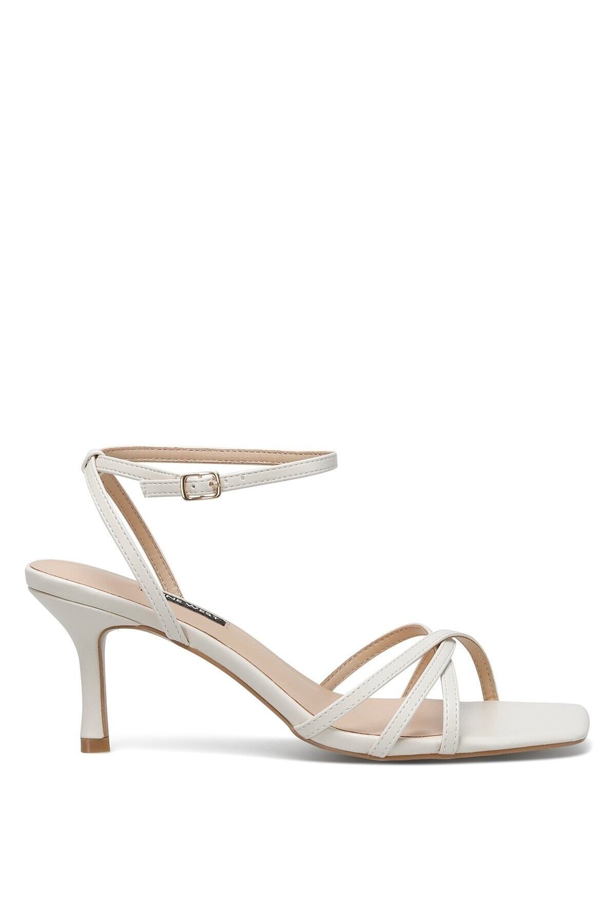 Nine West Syphera Beyaz Kadın Topuklu Sandalet