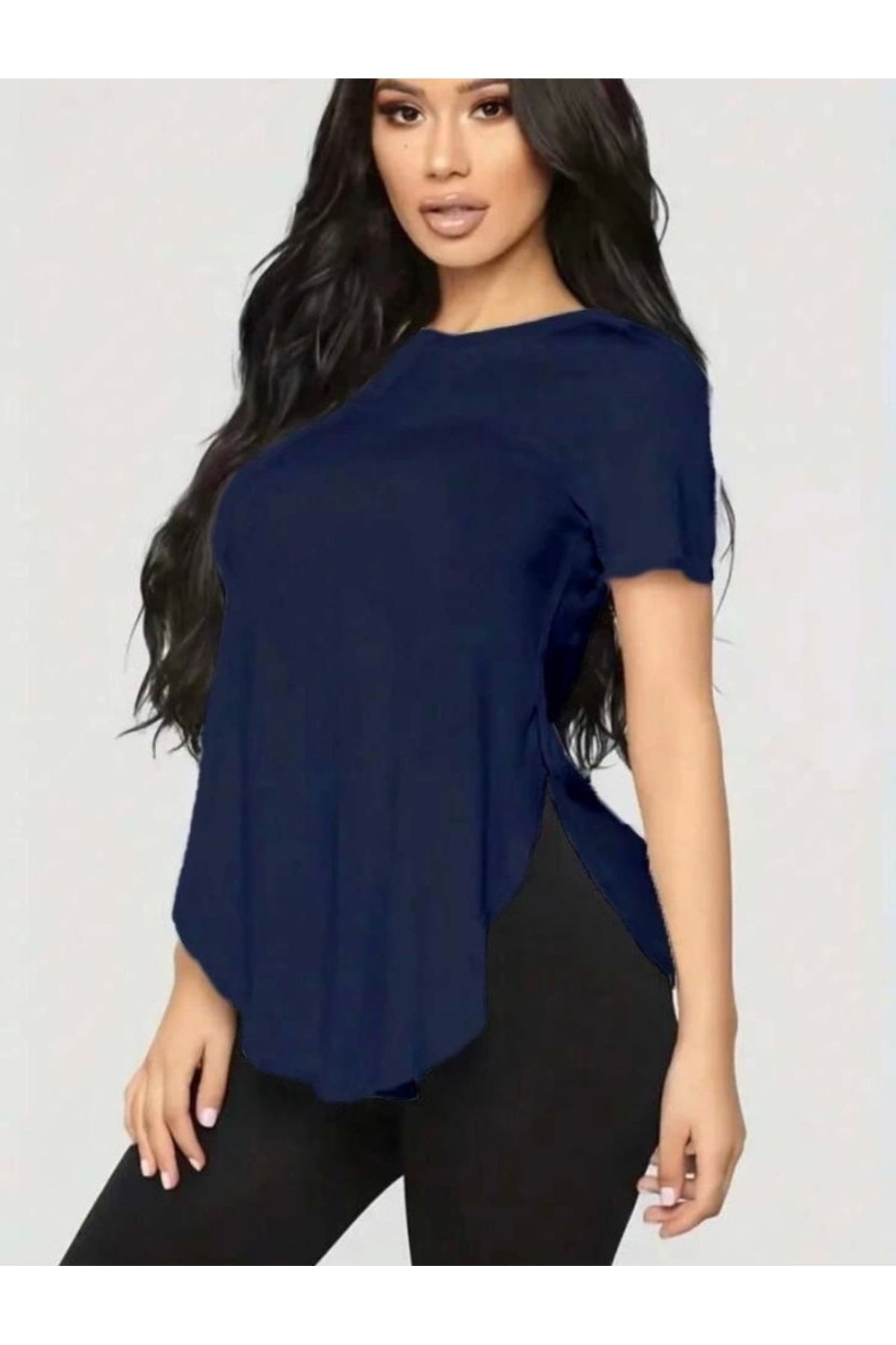 Butik Kadın Türlü Viskon Kumaş Yırtmaç Detaylı Bluz