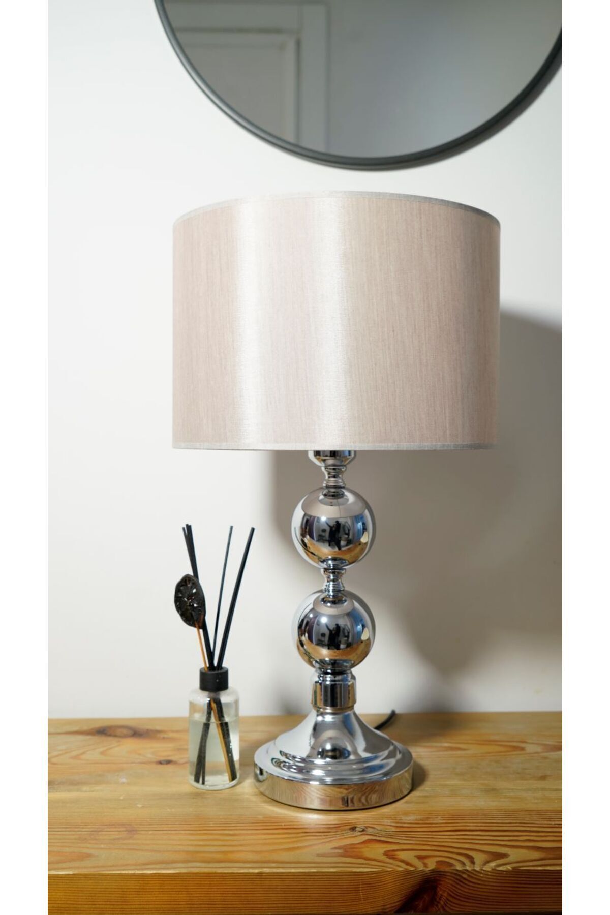 retro home design Bal Kumaş Şapkalı Krom Ayaklı Dejavu Modern Abajur Masa Lambası Dekoratif Salon Yatak Odası