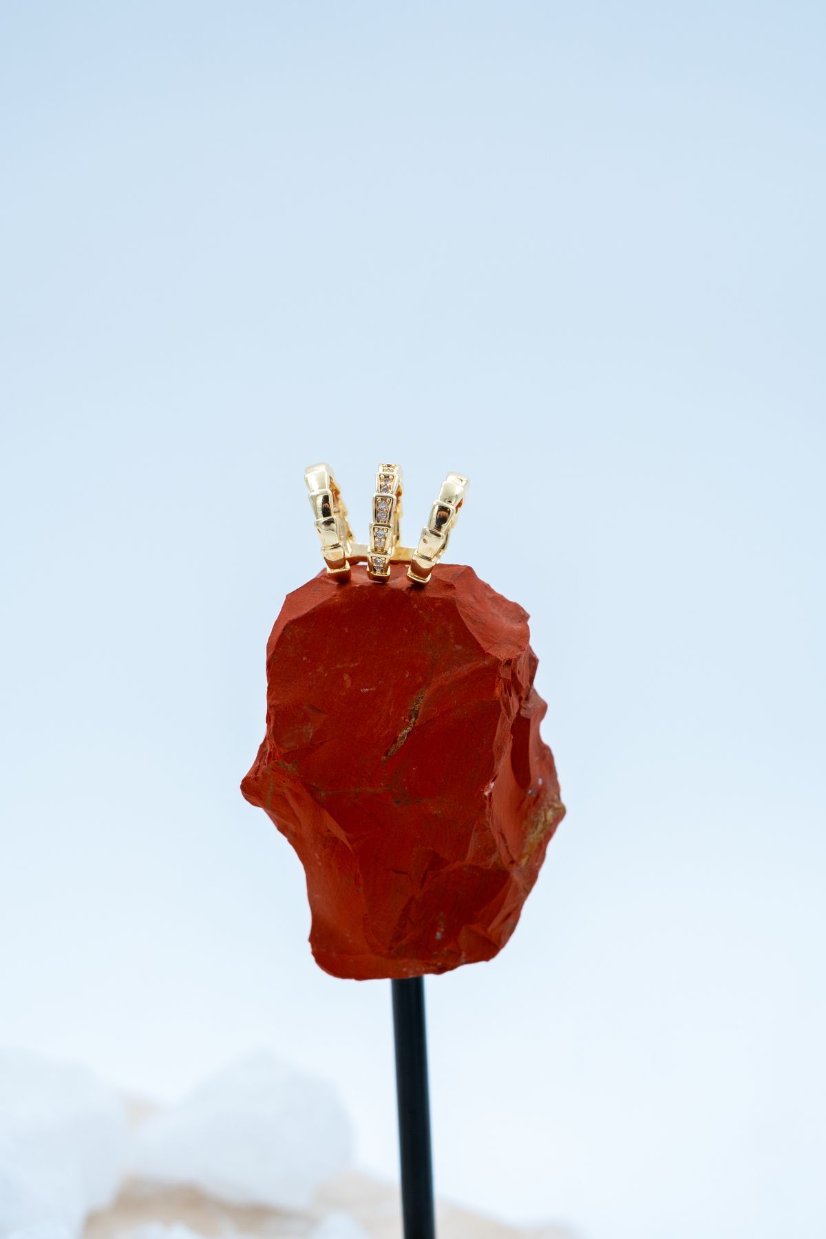 ATELİER BEREN Crystal Crown – Işıltılı Taşlı Kıkırdak Ear Cuff Küpe