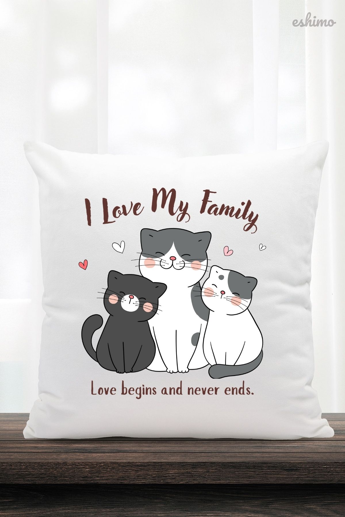 Eshimo " I Love My Family" Yazılı Kedi Figürlü Renkli Dtf Baskılı Yastık