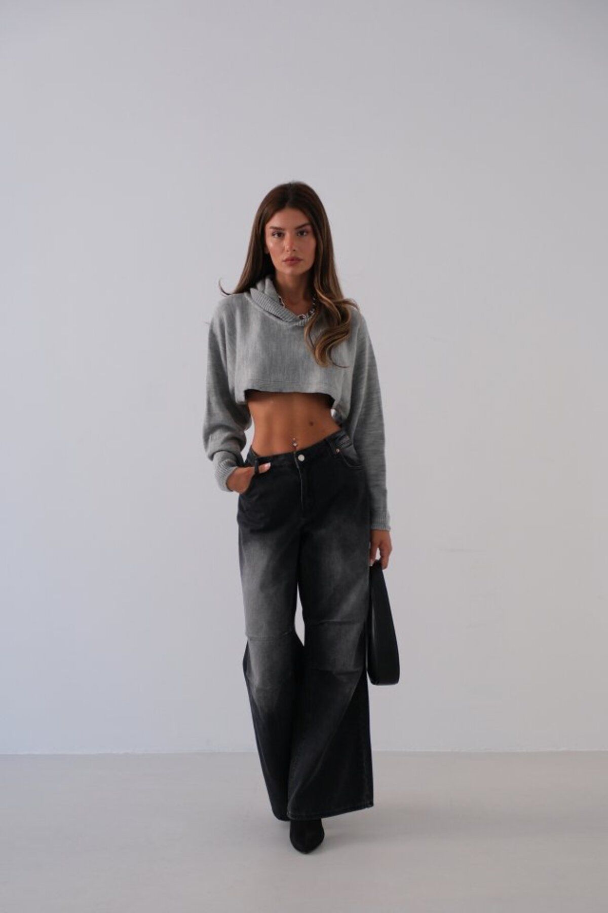 ARUZ MODA Kapüşonlu Crop Kazak