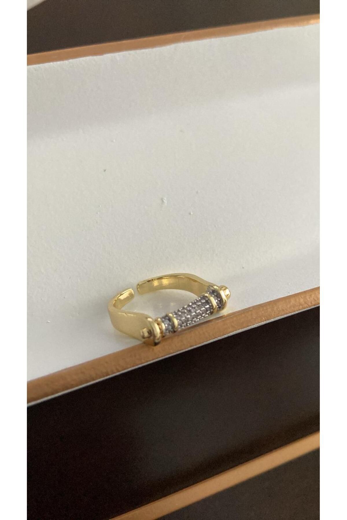 ZRN AKSESUAR RODYUM KAPLAMA AYARLANABİLİR ŞIK 2 SIRA GÖRÜNÜMLÜ GOLD RENK TAŞLI YÜZÜK