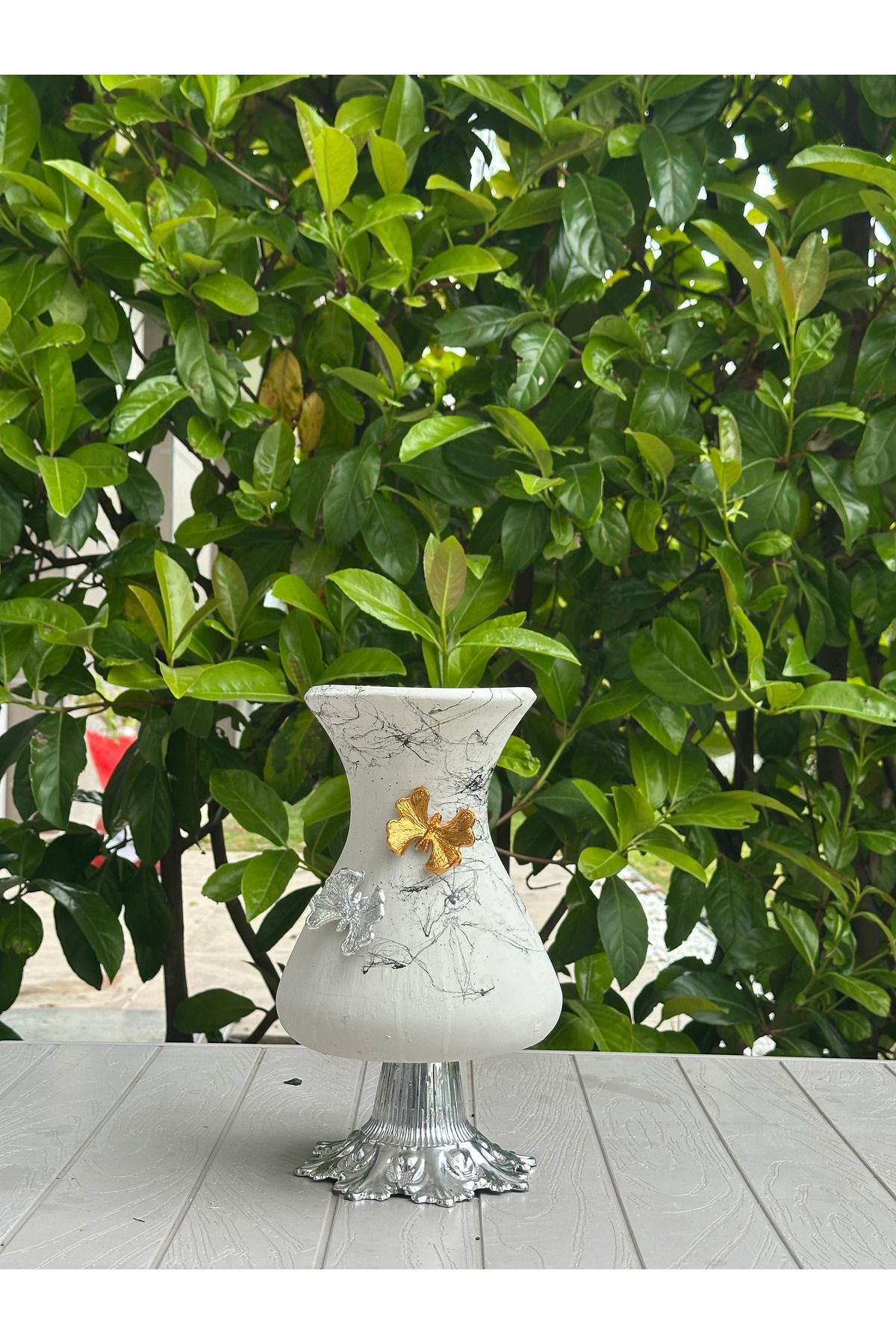 LAVİTTA seramik gold gümüş detaylı vazo saksı 29 cm yükseklik , 18cm çap , 13 ağız (1 adet )